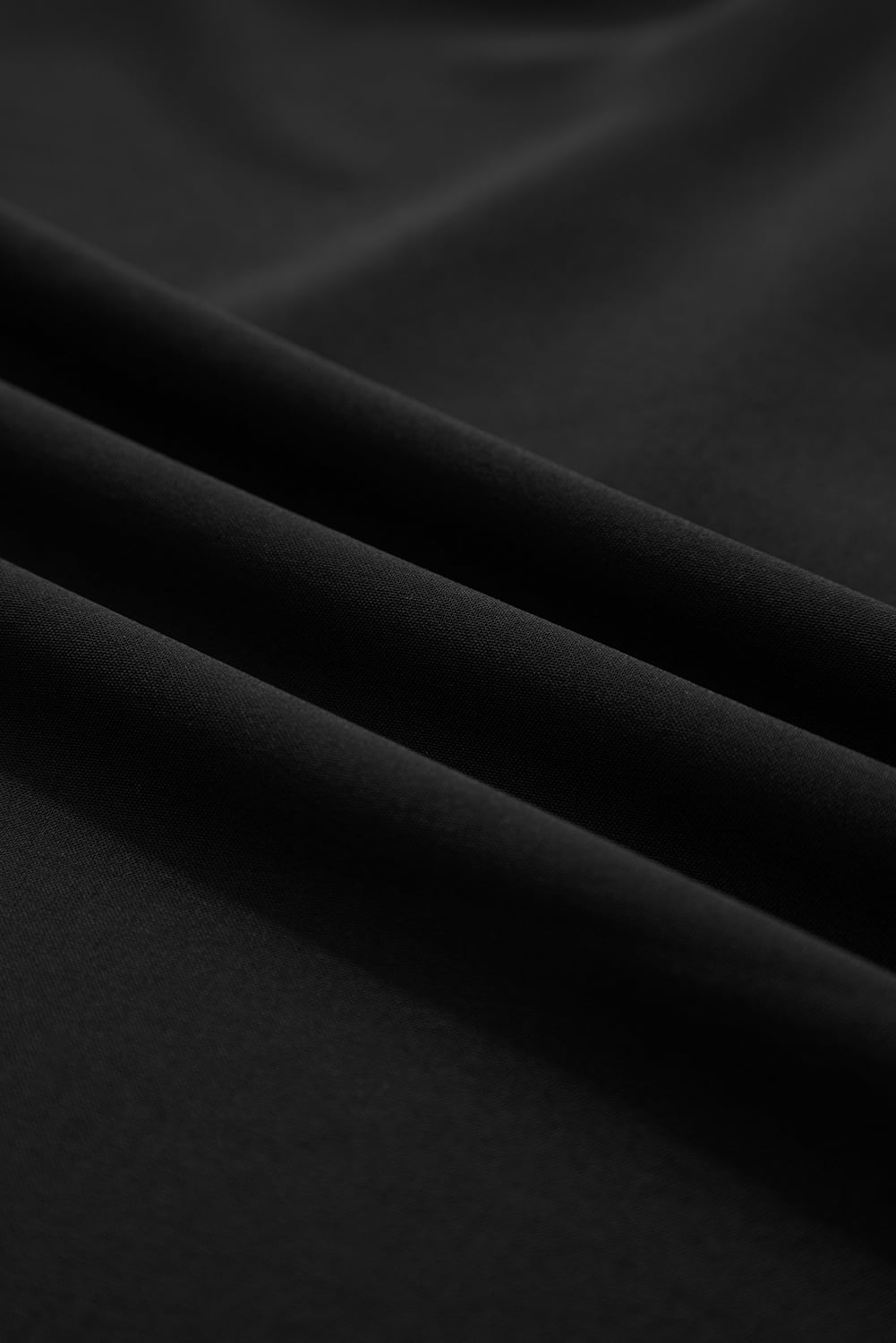 Black Contrast Trim V Neck Bracelet Sleeve Shift Mini Dress
