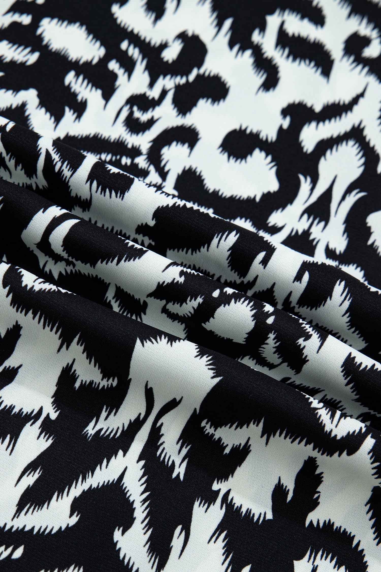 Black Damask Print Ruffled Color Block Detail Half Sleeve Blouse