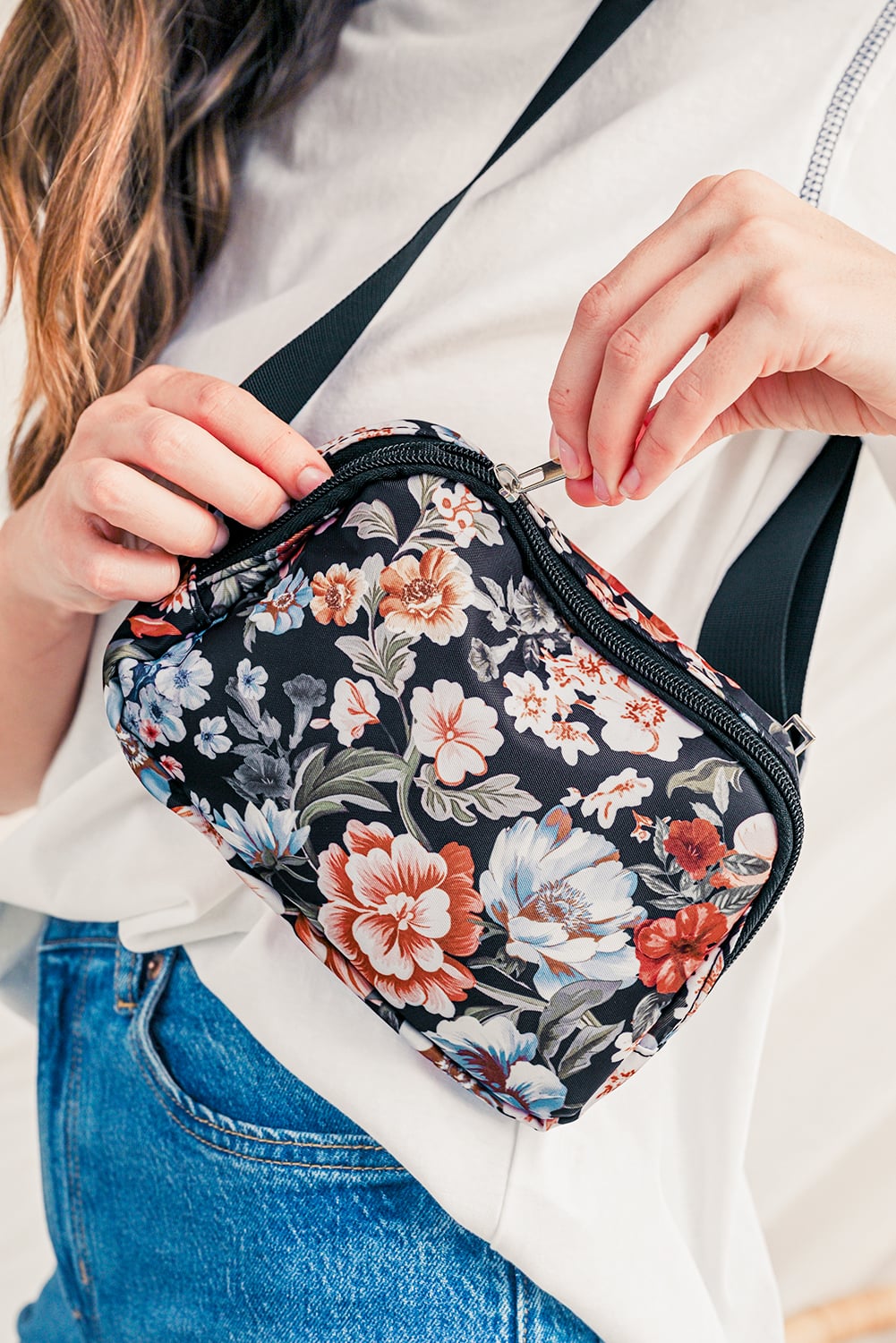 Black Floral Print Zipper Wide Strap Sling Bag