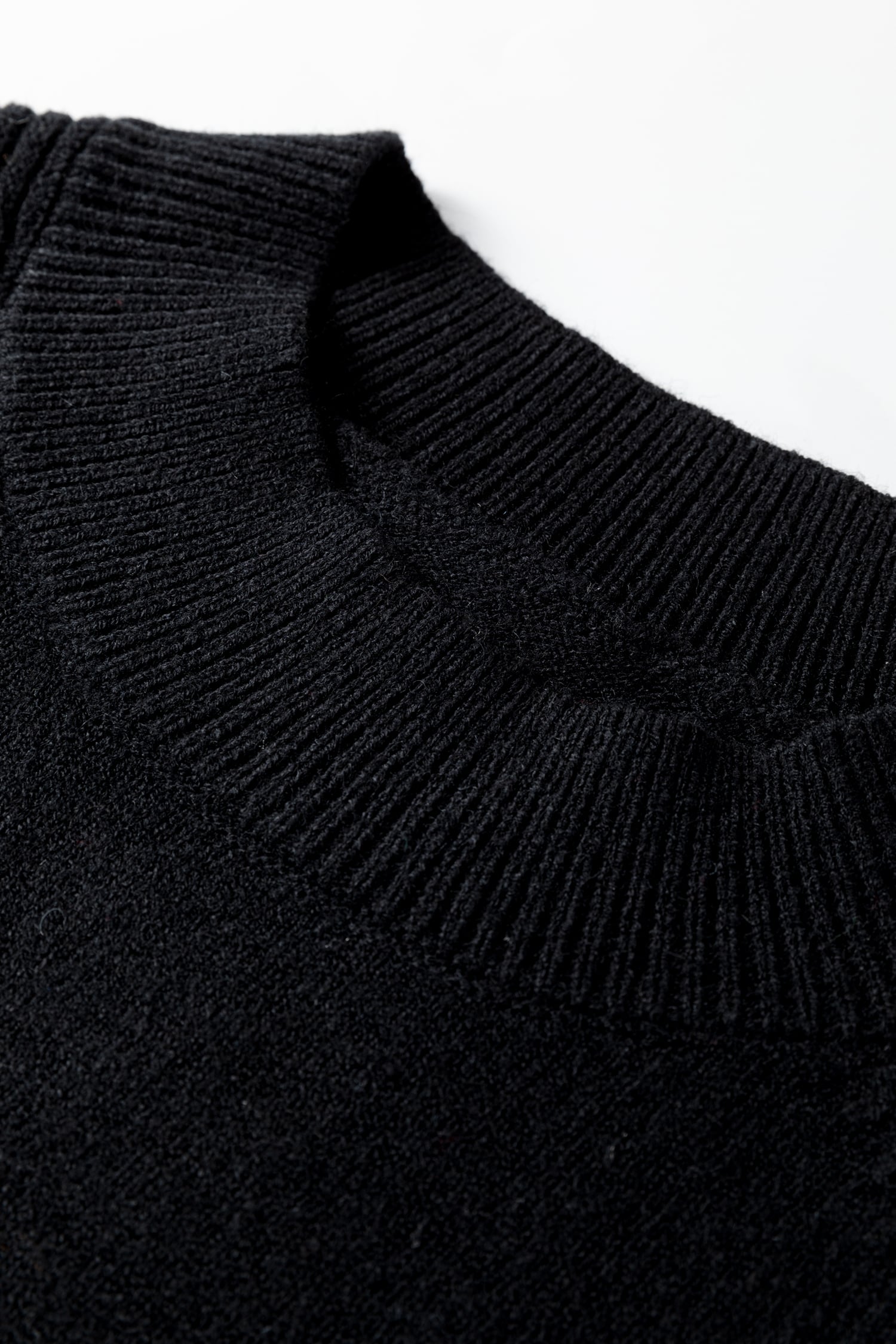 Black High Neck Puff Sleeve Sweater Pleated Mini Skirt 2pcs Knitted Outfit