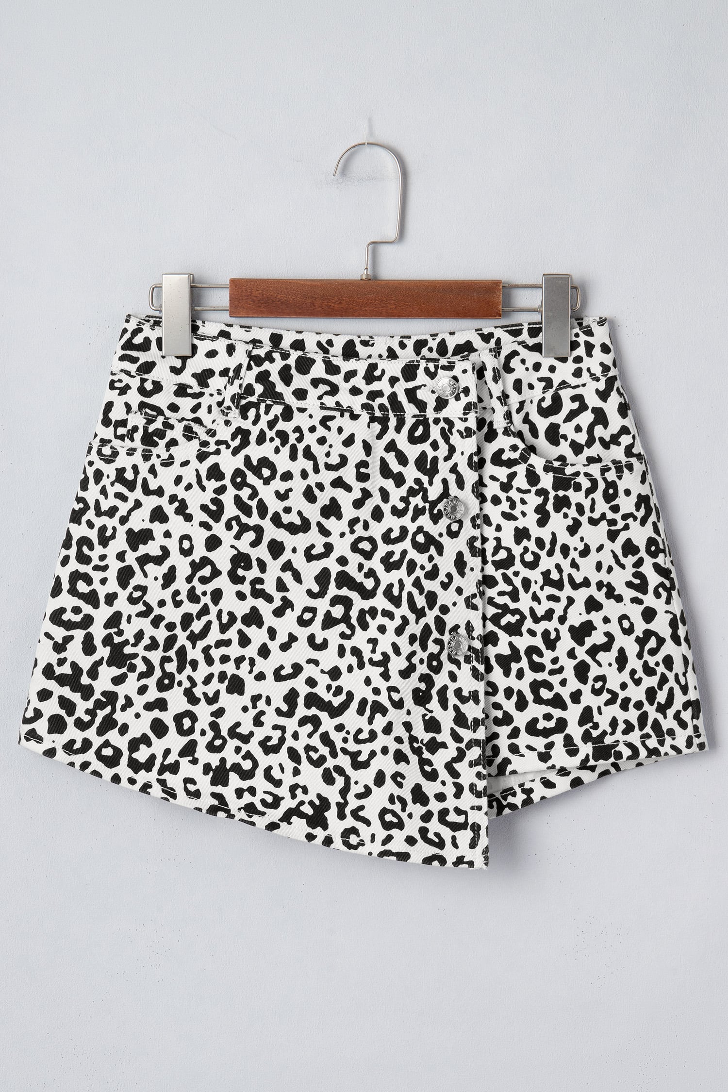 Black Leopard Print Button Overlap Denim Shorts
