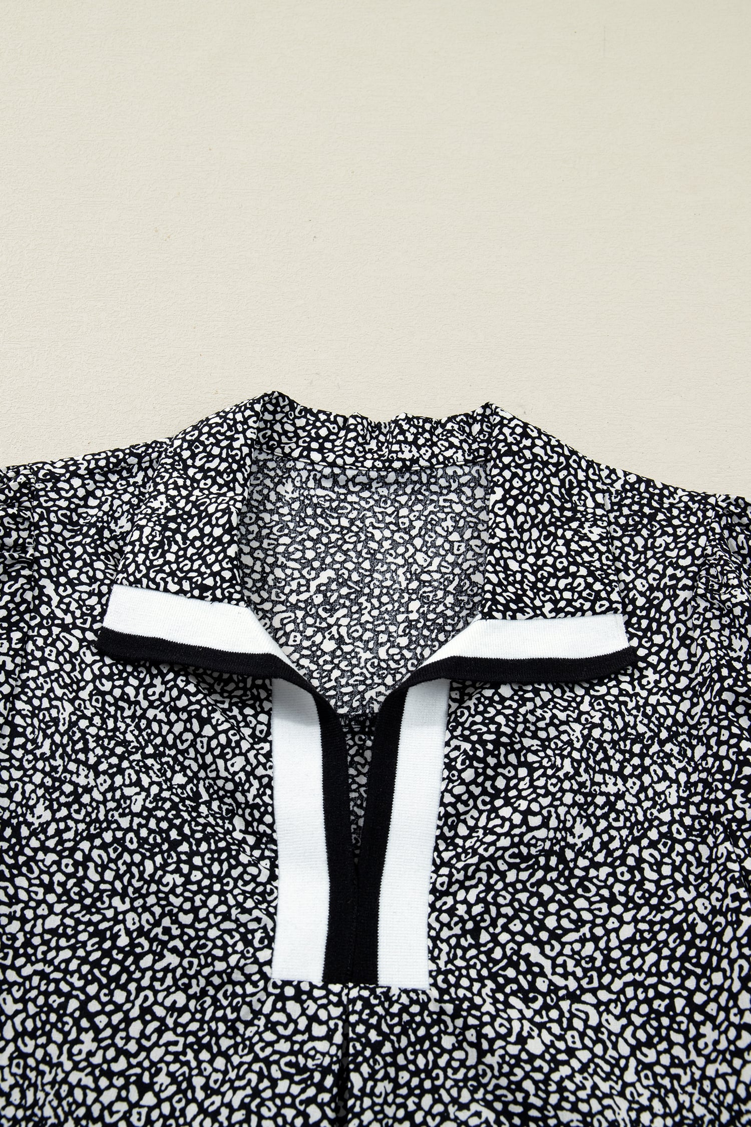 Black Leopard Print Contrast Striped Trim Polo Collar Short Sleeve Dress with Pockets