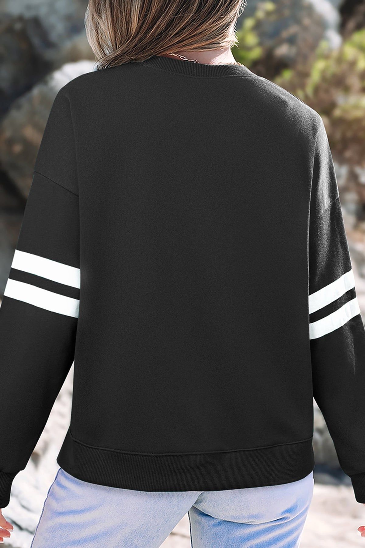 Black Rhinestone Mallard Contrast Striped Sleeve Casual Sweatshirt