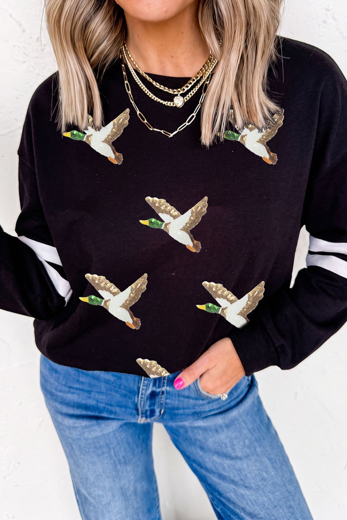 Black Sequin Mallard Crew Neck Casual Pullover Sweatshirt