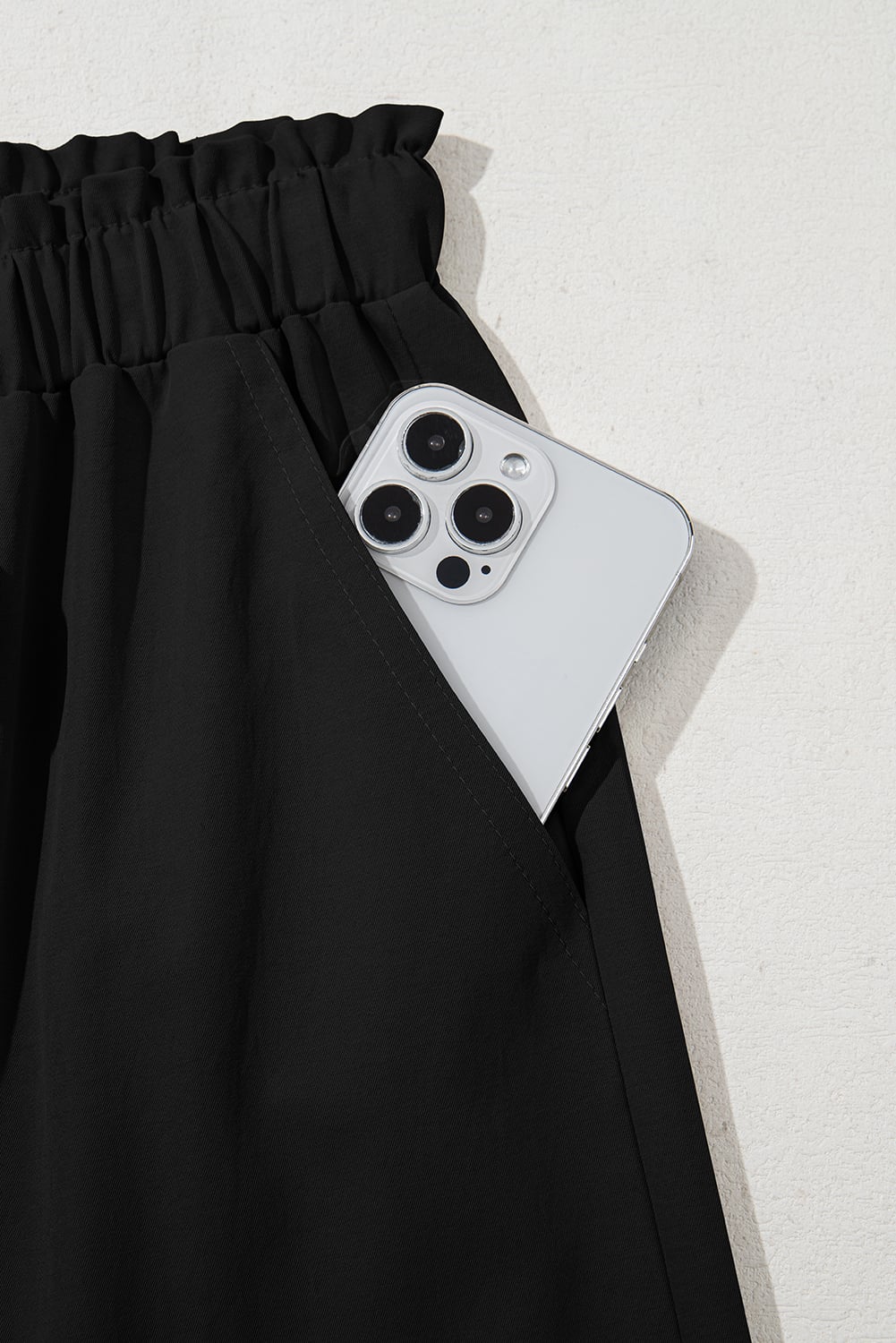 Black Solid Color Drawstring Elastic Waist Casual Loose Pants