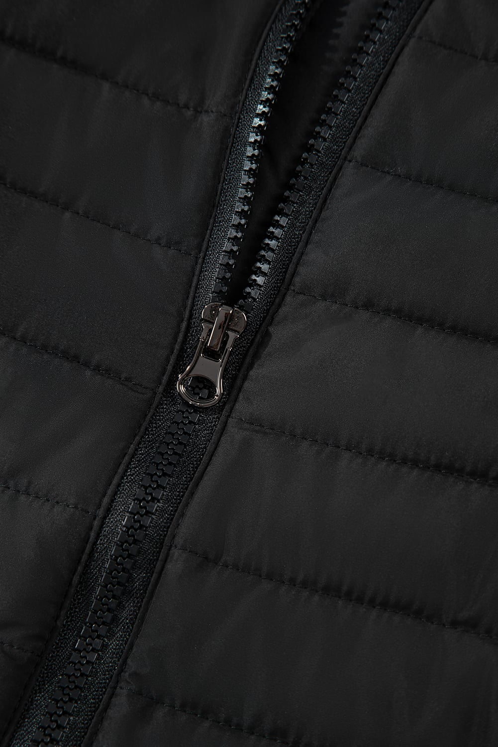 Black Solid Color Quilted Zip-up Puffer Jacket