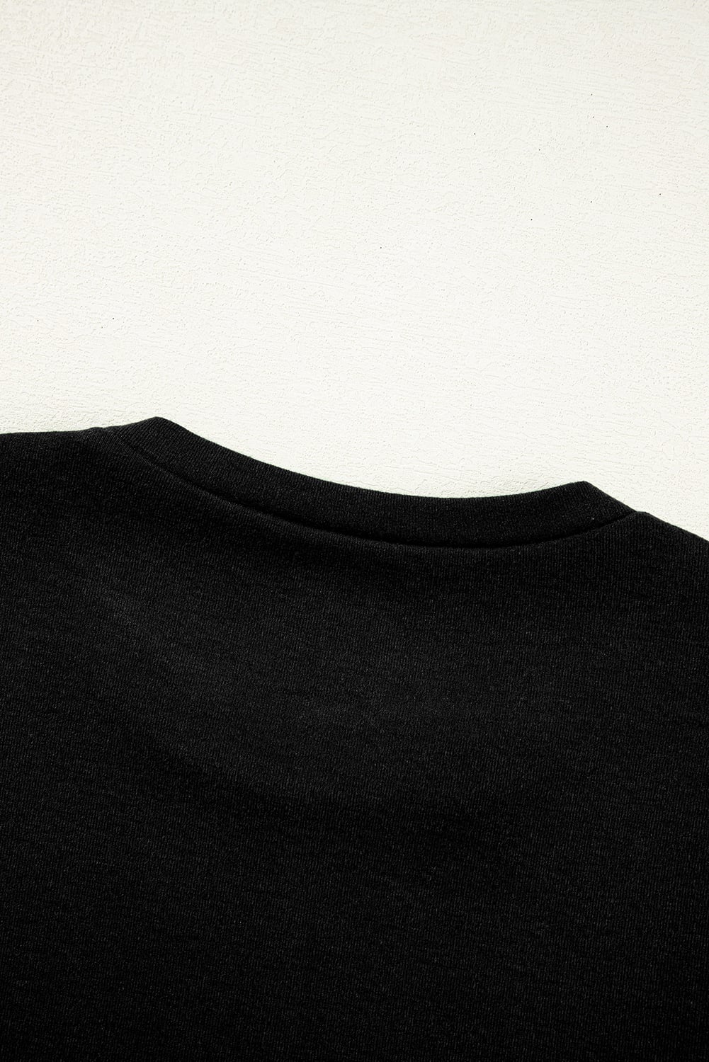 Black Solid Exposed Seam Crew Neck Long Sleeve Top