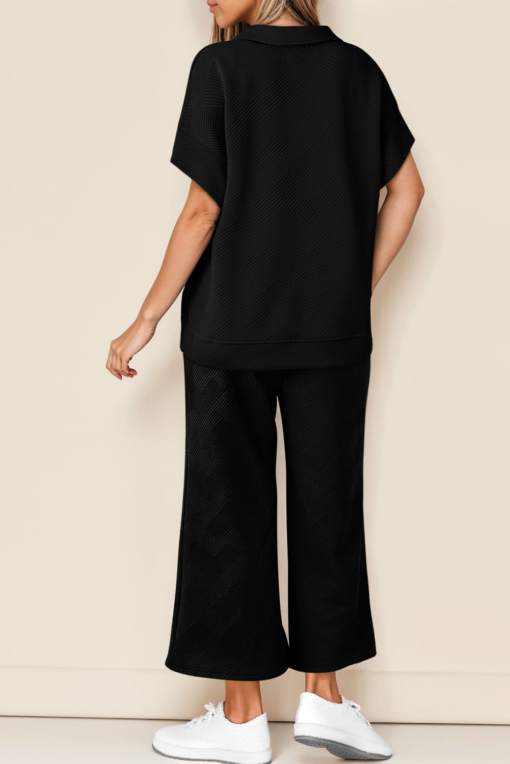 Black Stylish Textured Loose Fit T Shirt and Drawstring Pants Set