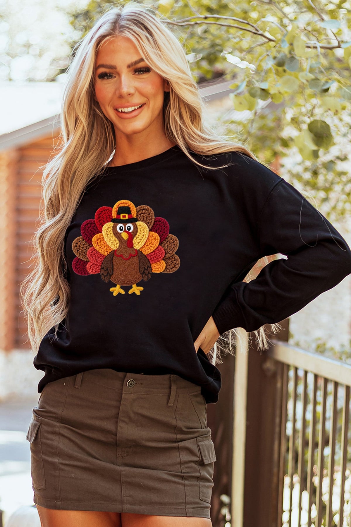 Black Thanksgiving Turkey Heat-transfer-print Pullover Sweatshirt