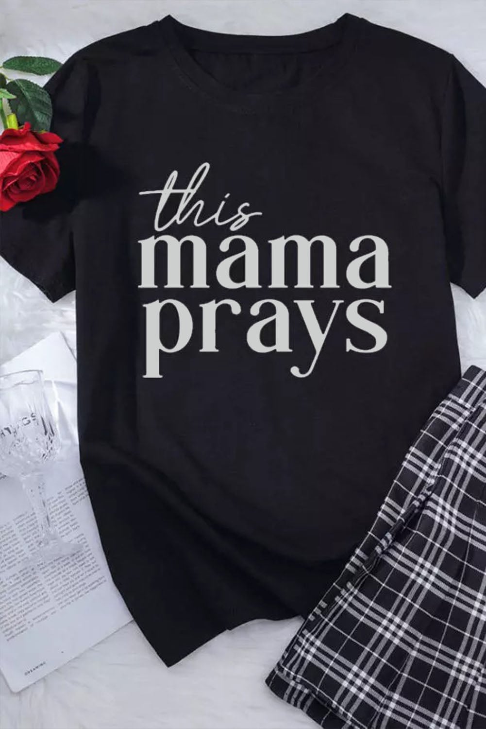 Black This mama prays Graphic Plain Tee