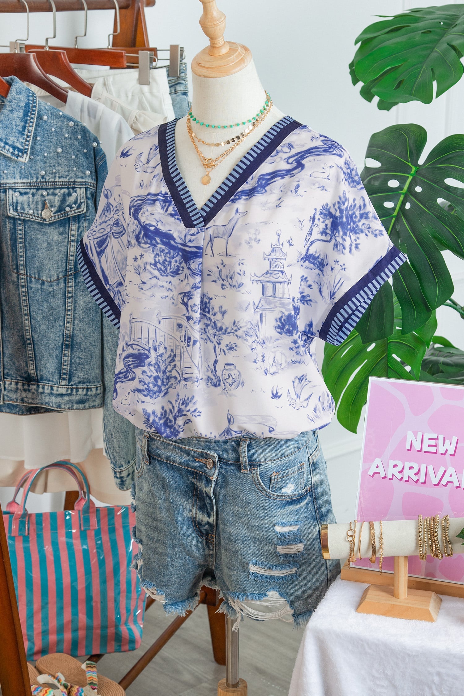 Blue Wild Animal Paradise Striped Trim V Neck Short Sleeve Blouse