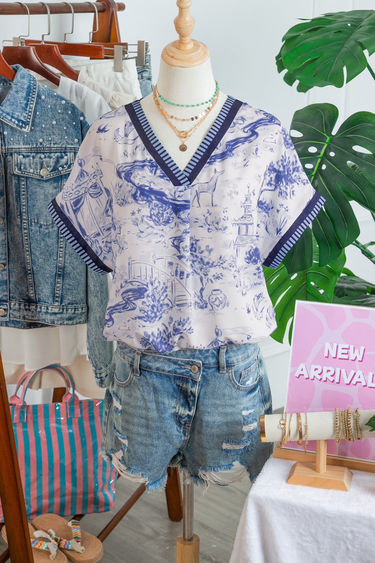Blue Wild Animal Paradise Striped Trim V Neck Short Sleeve Blouse