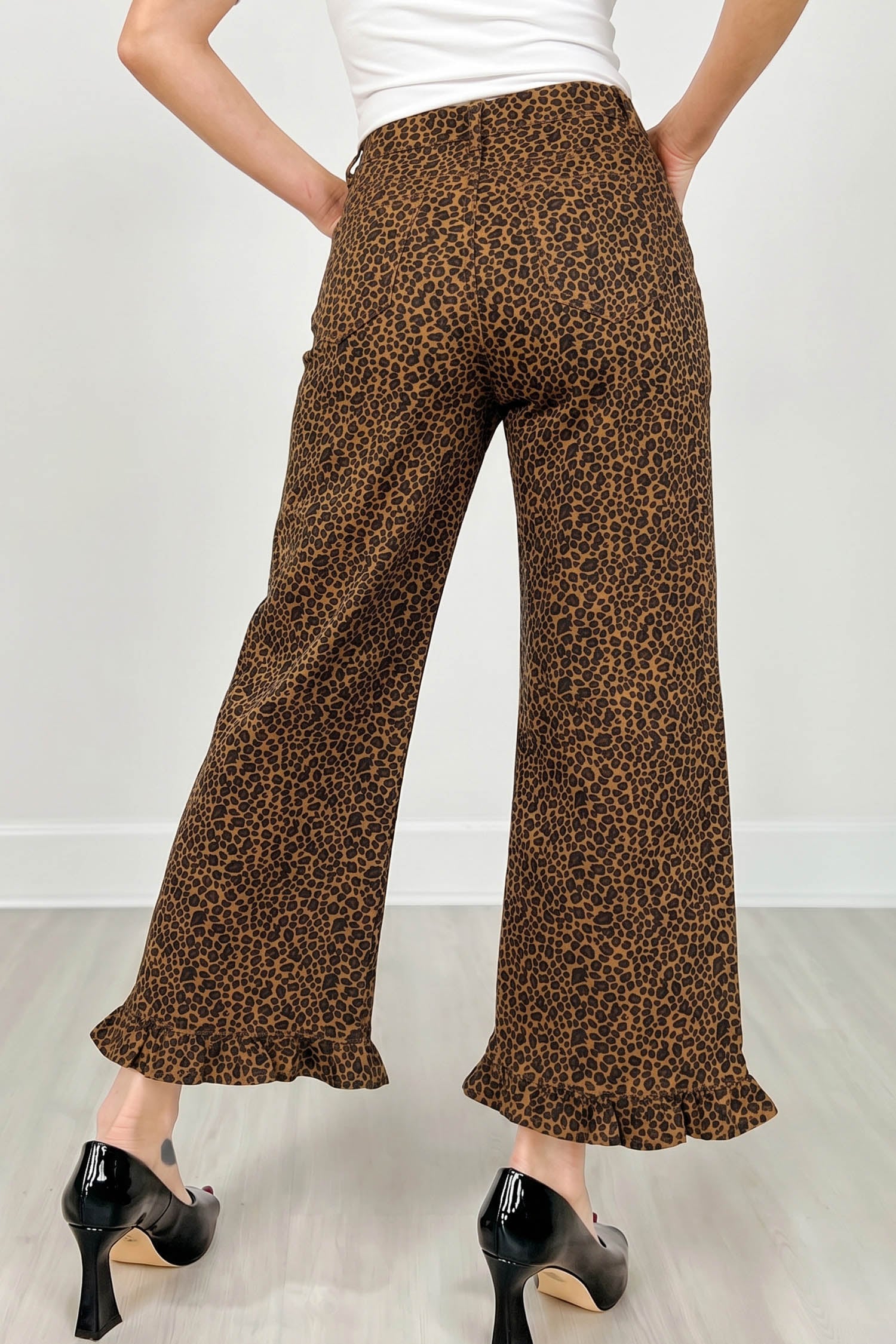 Brown Leopard Print Ruffled Hem Shift Jeans