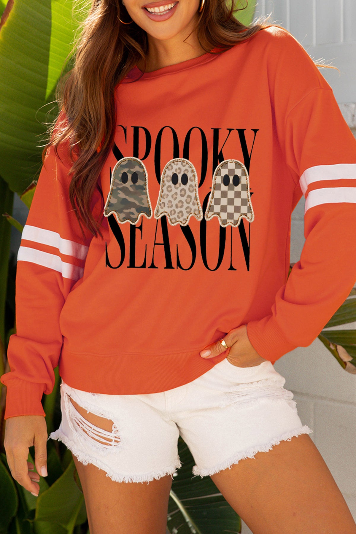 Orange Spooky Season Ghost Graphic Varsity Striped Sleeve Halloween Pullover Sweatshirt