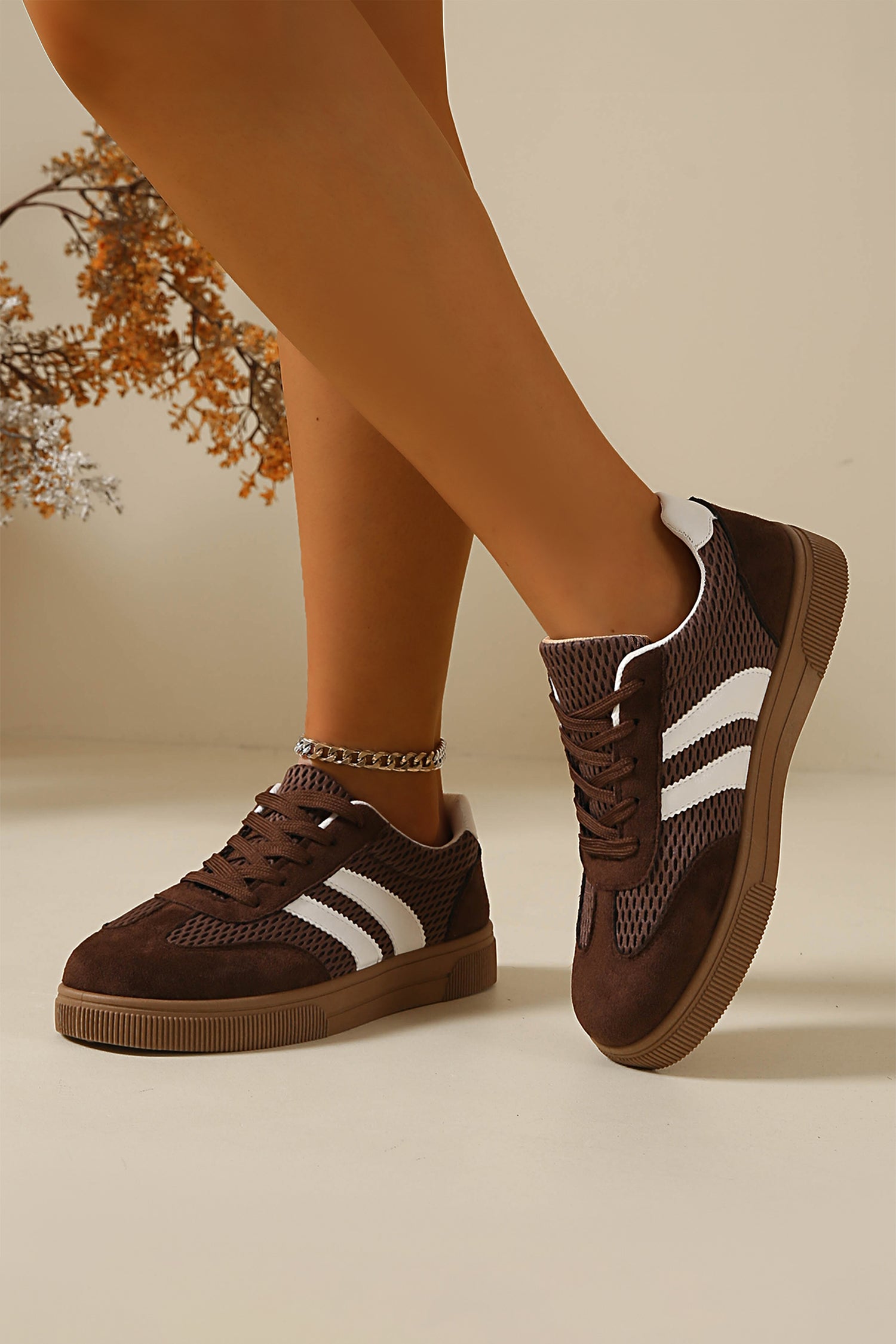Brown Breathable Mesh Patchwork Lace Up Flat Shoes
