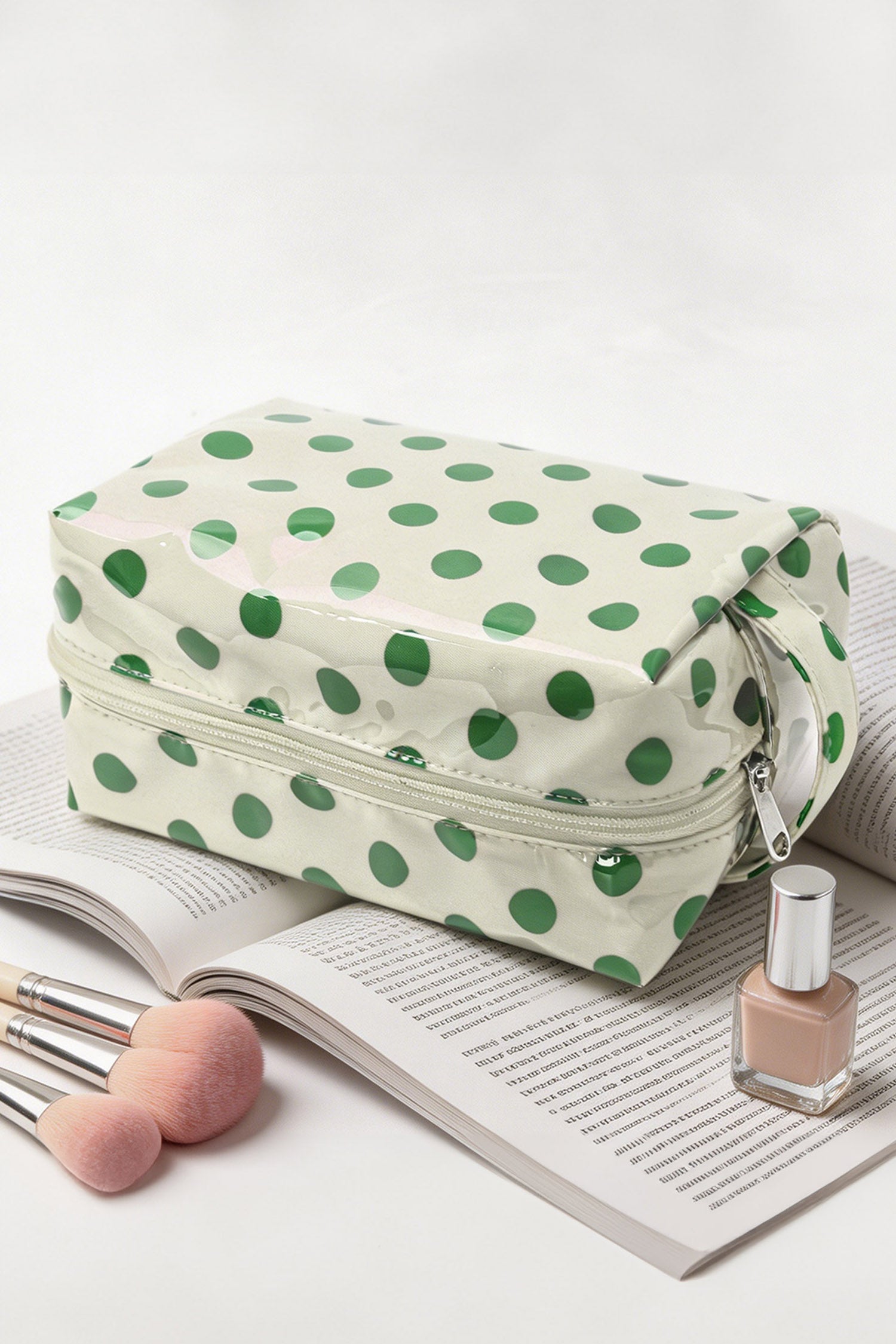 White Durable PVC Polka Dot Makeup Bag