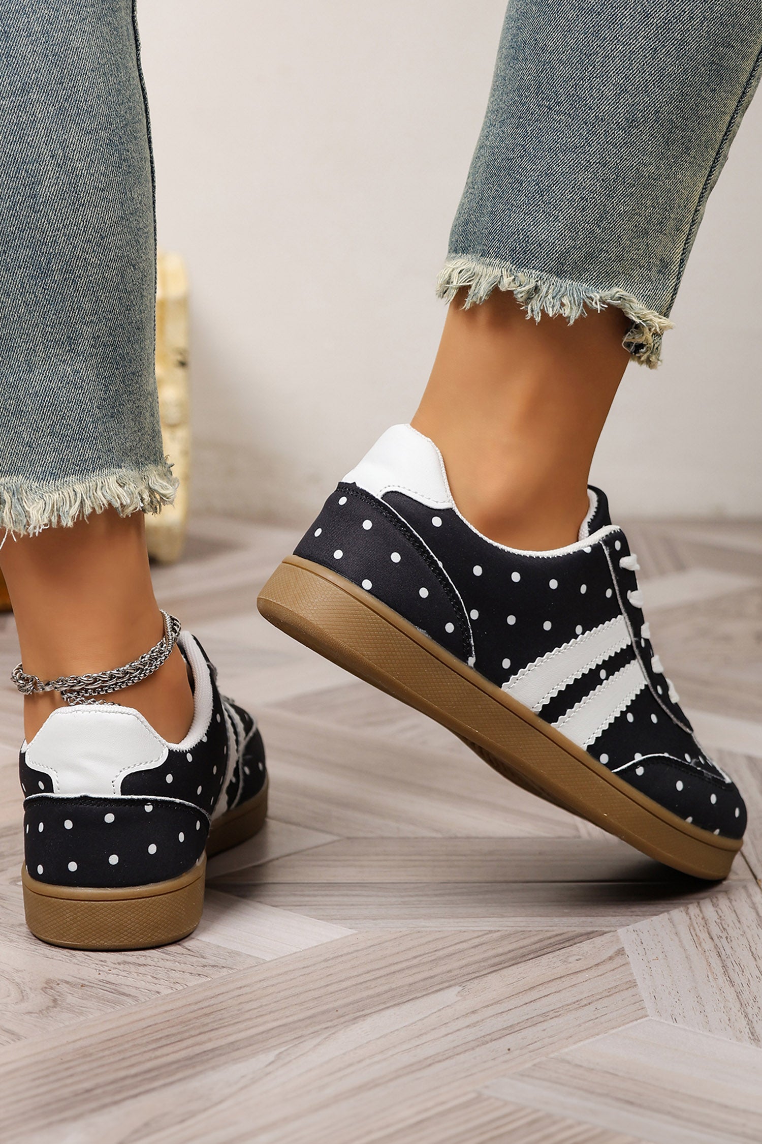 Color black Polka Dot Print PU Leather Color Block Detail Casual Sneakers