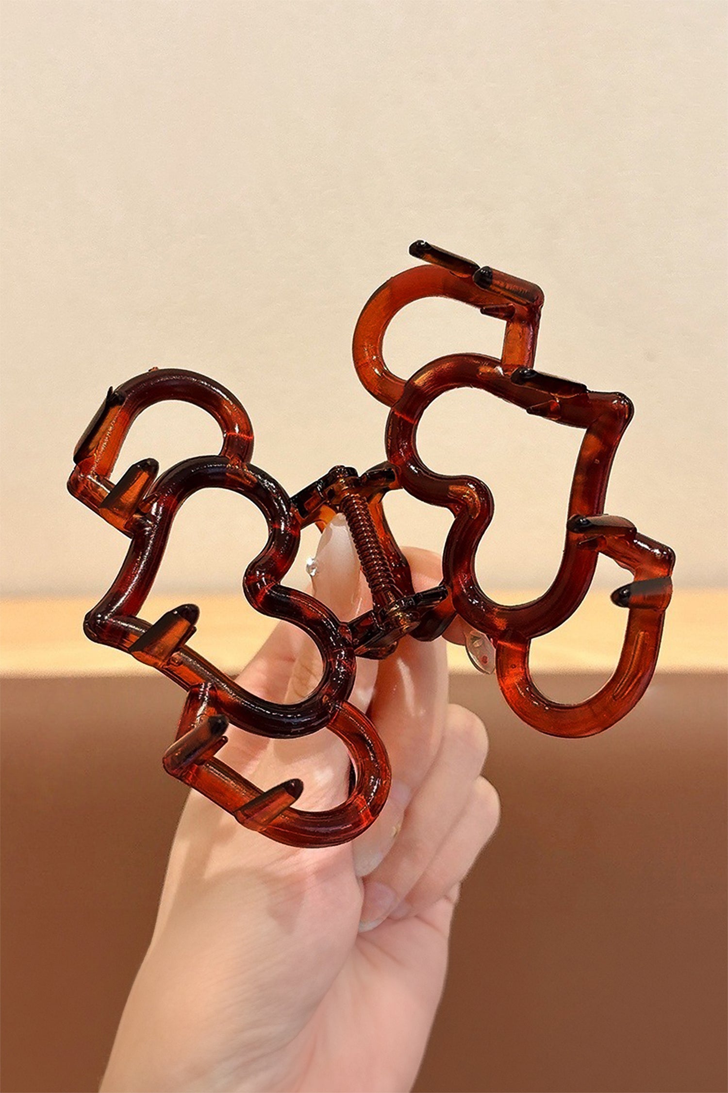 Orchid Petal Hollowed Heart Design Color Contrasted Acrylic Hair Claw Clip