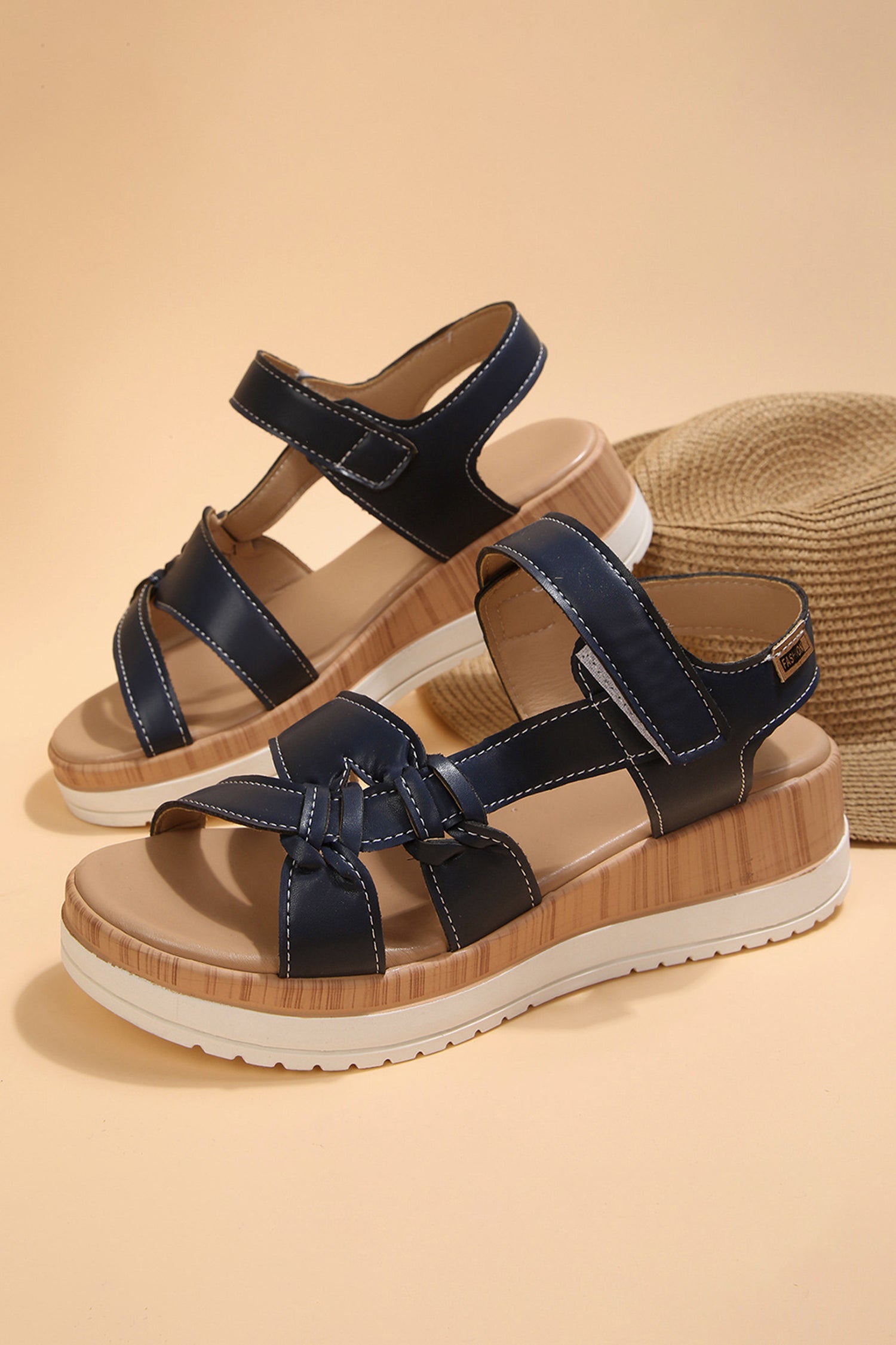 Color black Low Cut PU Leather Slip-on TPR Sole Casual Sandals