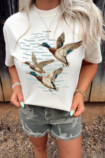 White Western Mallard Lake Graphic Casual Graphic T Shirt