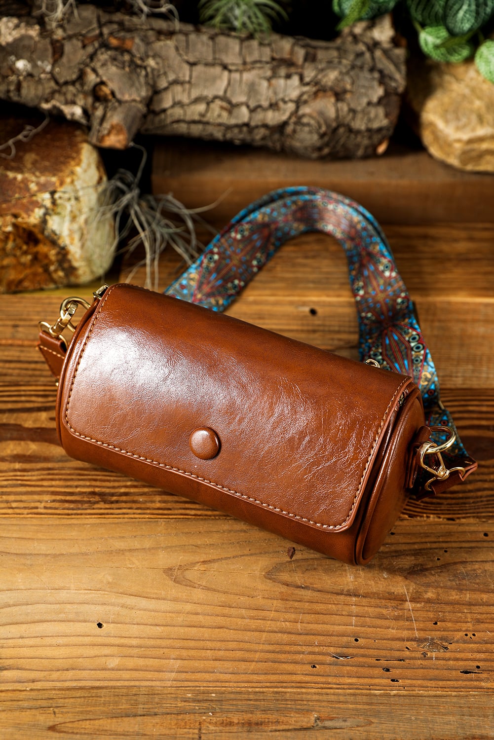 Chestnut PU Leather Flap Shoulder Bag with Retro Print Wide Strap