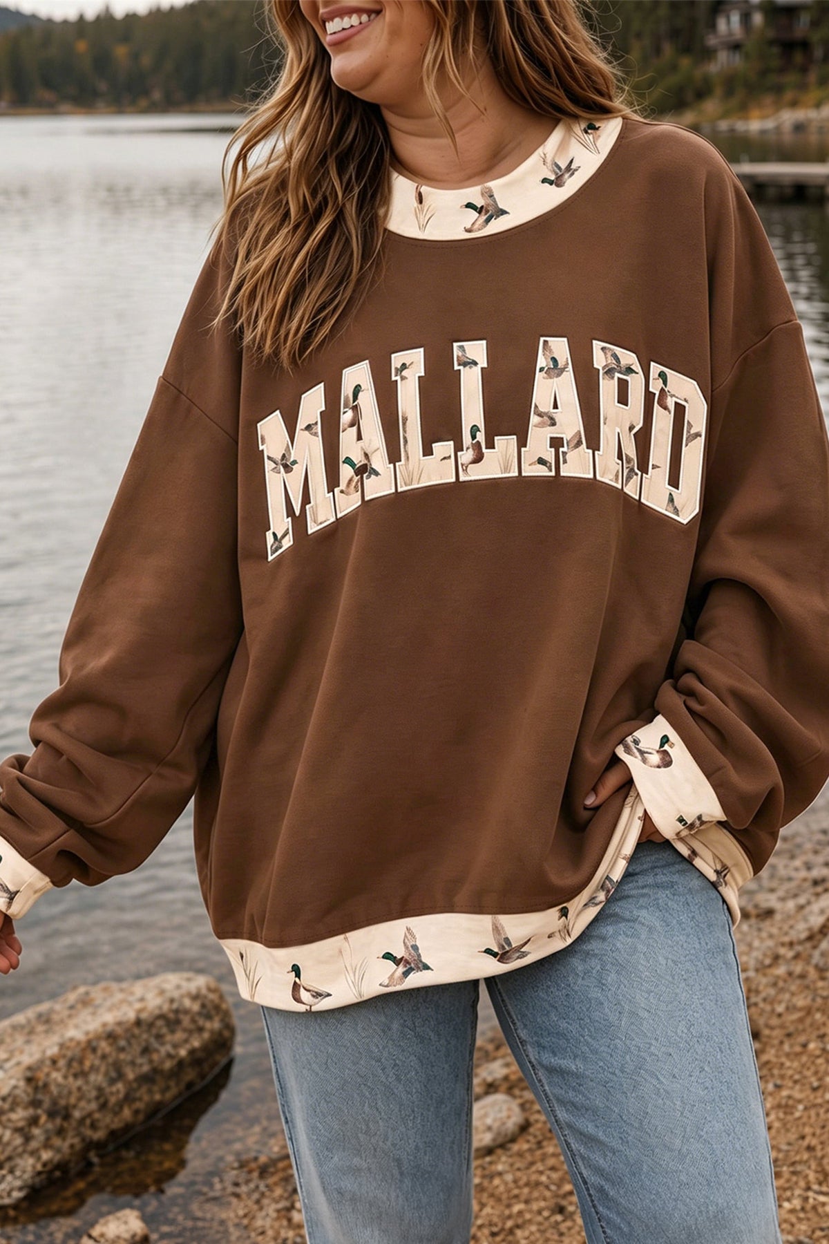 Coffee Plus Size Embroidered Trim Mallard Patch Contrast Trim Crewneck Sweatshirt