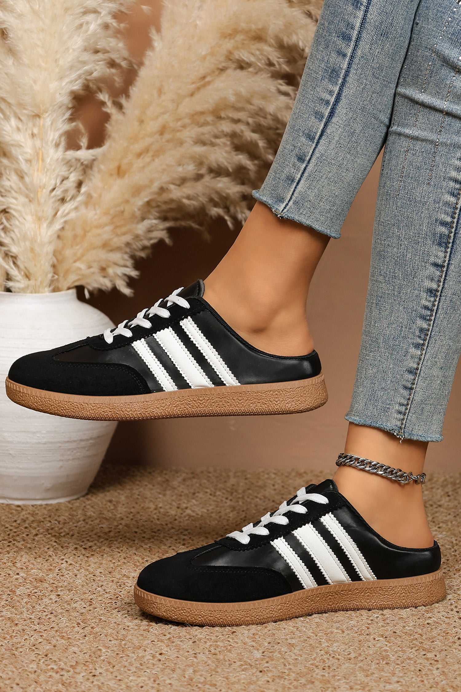 Color black PU Leather Color Block Varsity Lace Up Flat Shoes