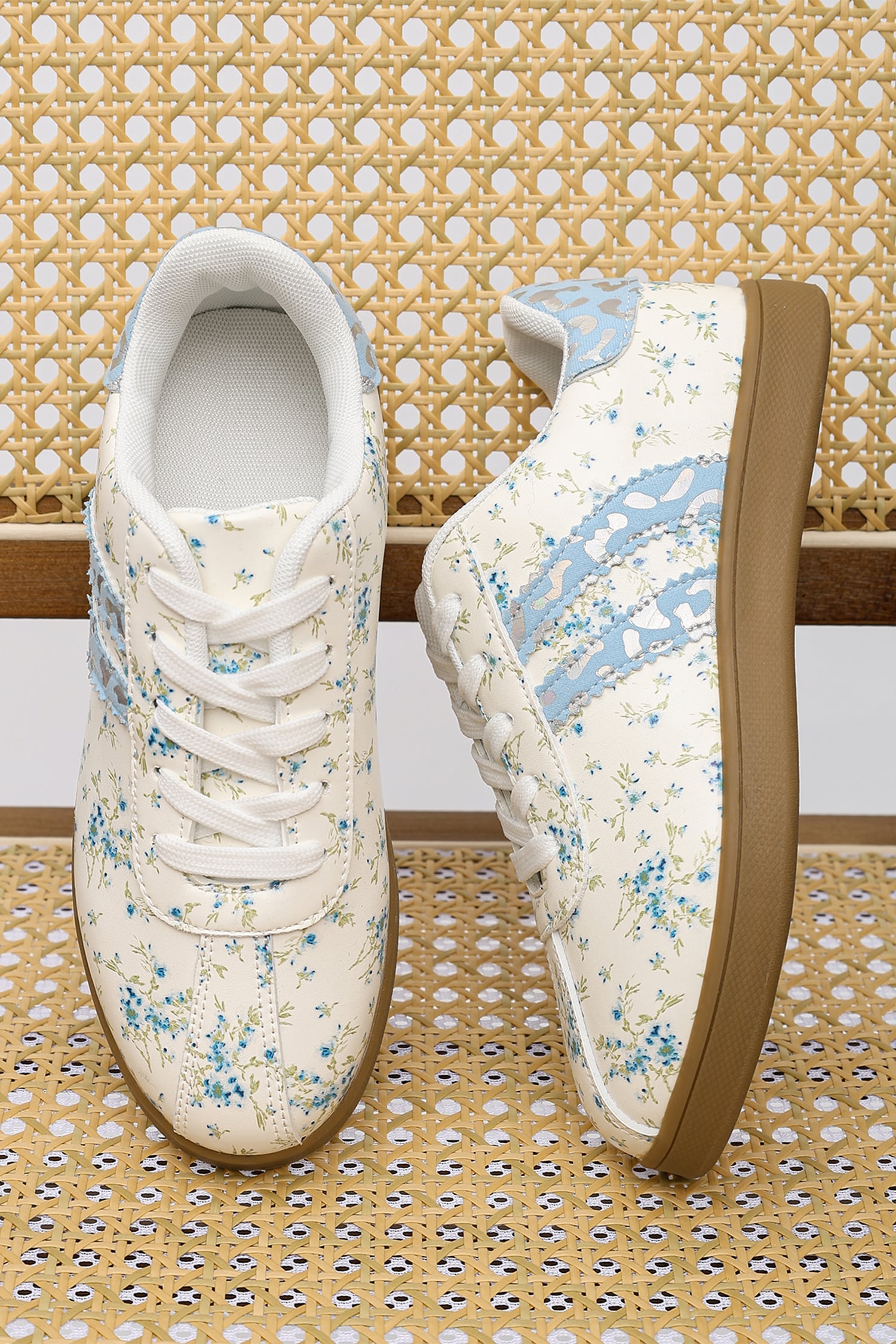 Dark Green Fresh Floral Print Color Block Detail Lace Up Shoes