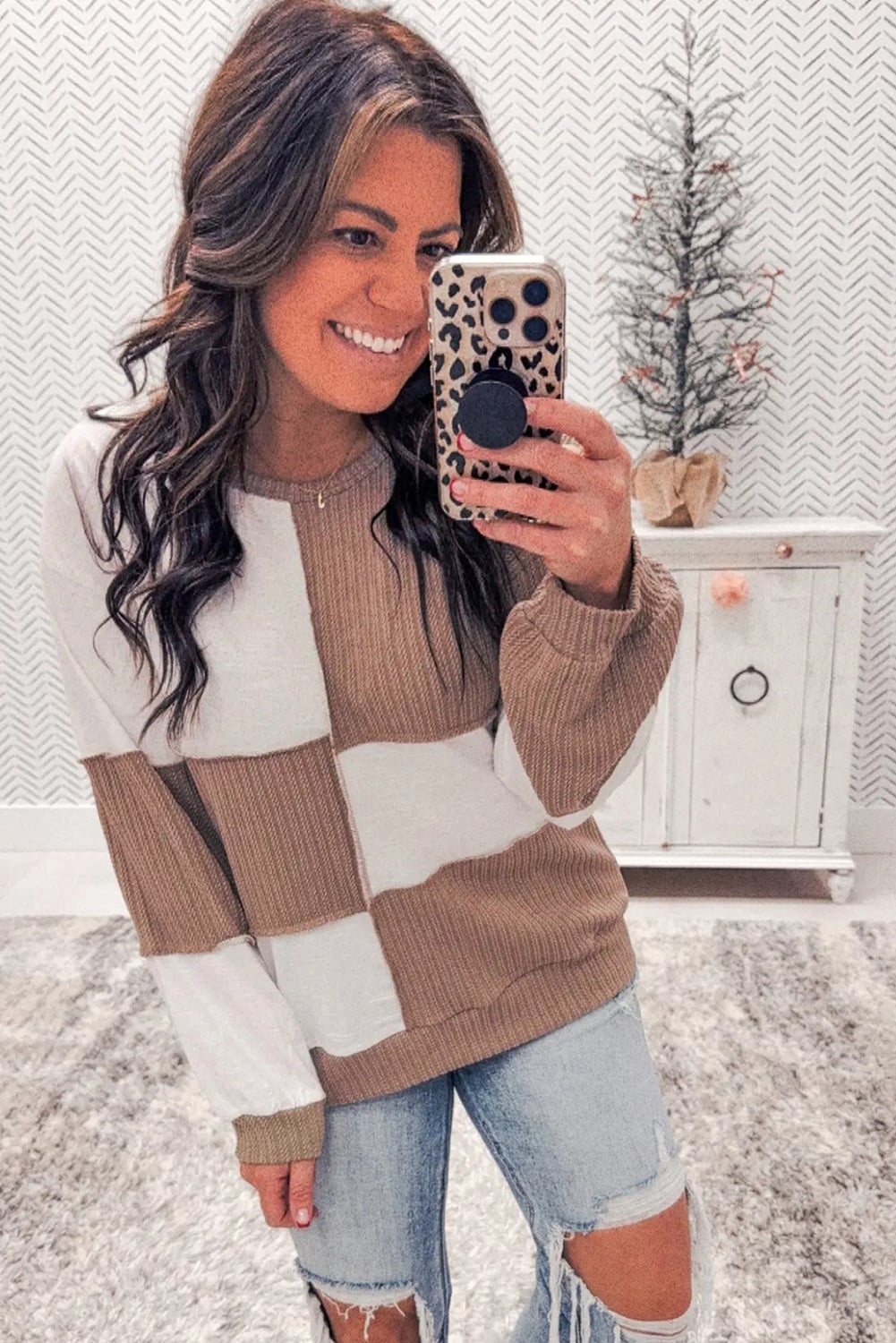 Dark Khaki Colorblock Checkered Raw Seamed Round Neck Knitted Jumper