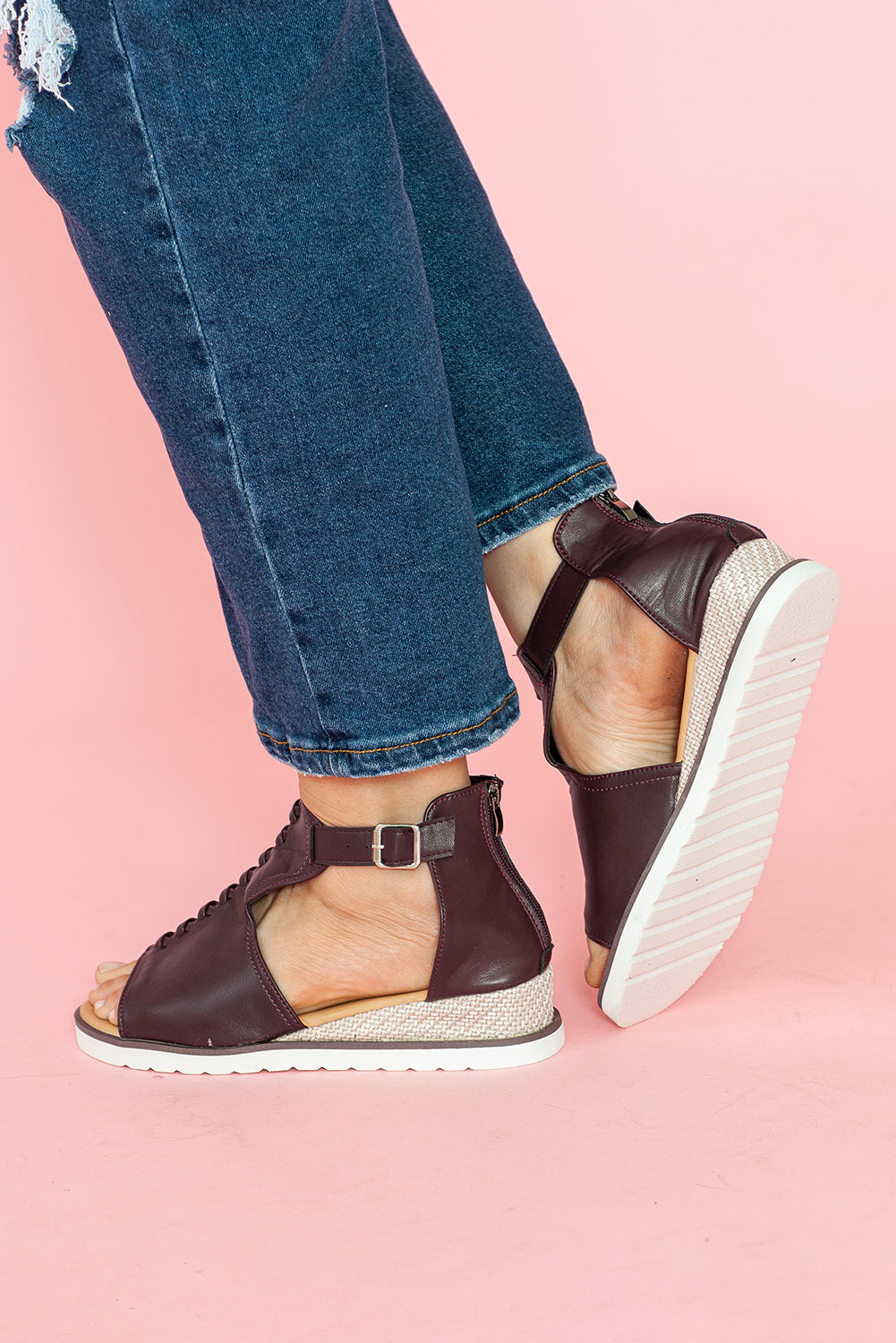 Casual PU Cutout Buckle Strap Platform Sandals