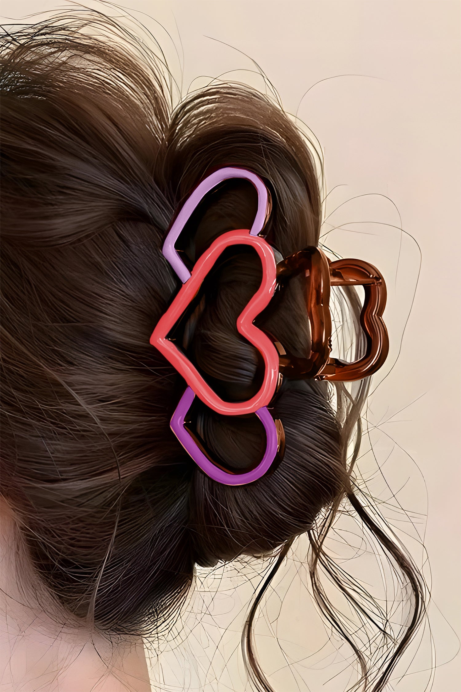 Orchid Petal Hollowed Heart Design Color Contrasted Acrylic Hair Claw Clip