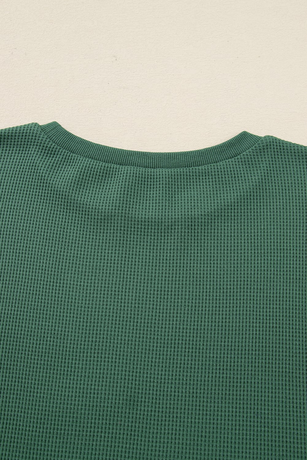 Evergreen Solid Color Raw Seam Patchwork Textured Drop Shoulder Sweatshirt