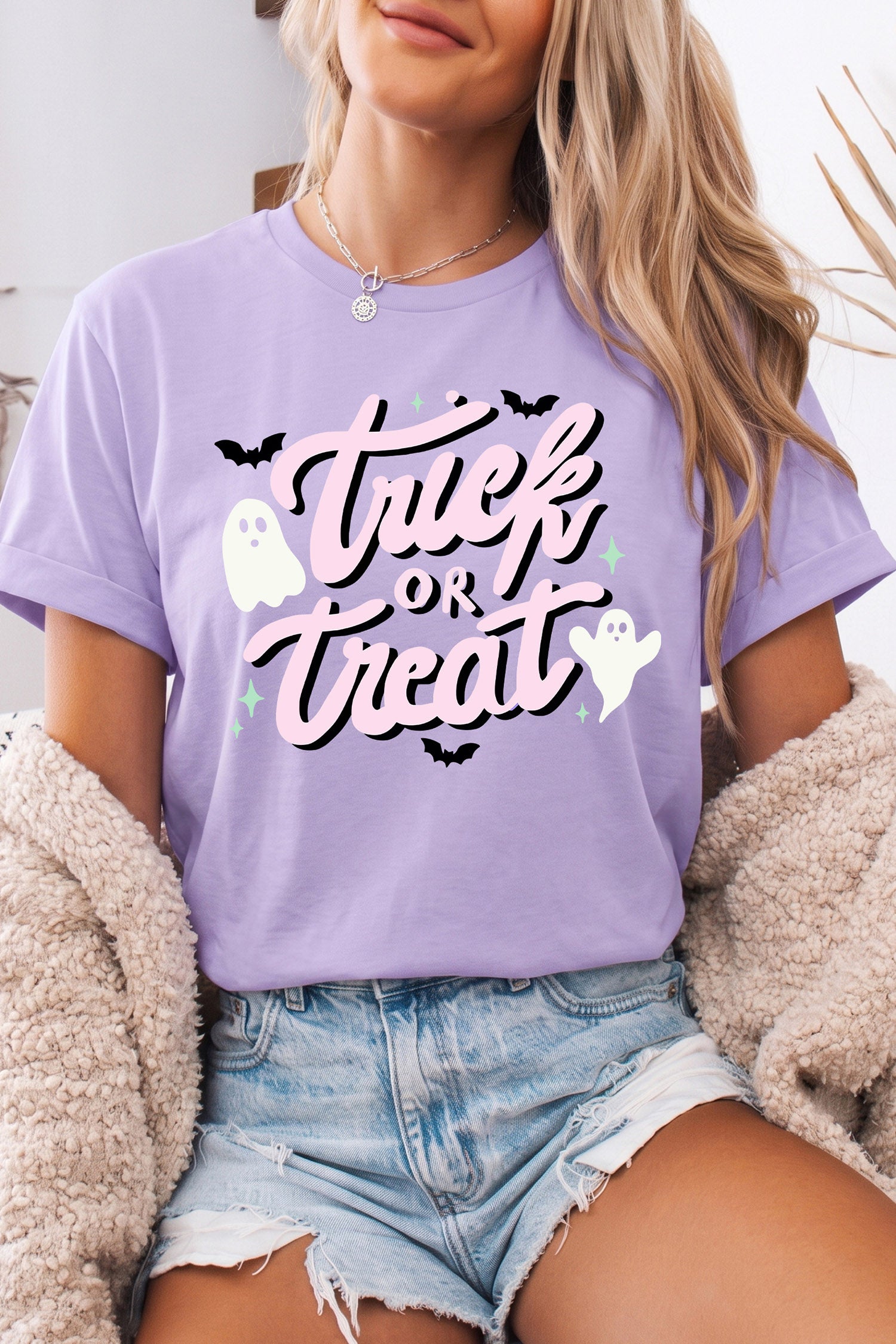 Orchid Petal Halloween Trick or Treat Slogan Graphic Round Neck T-Shirt