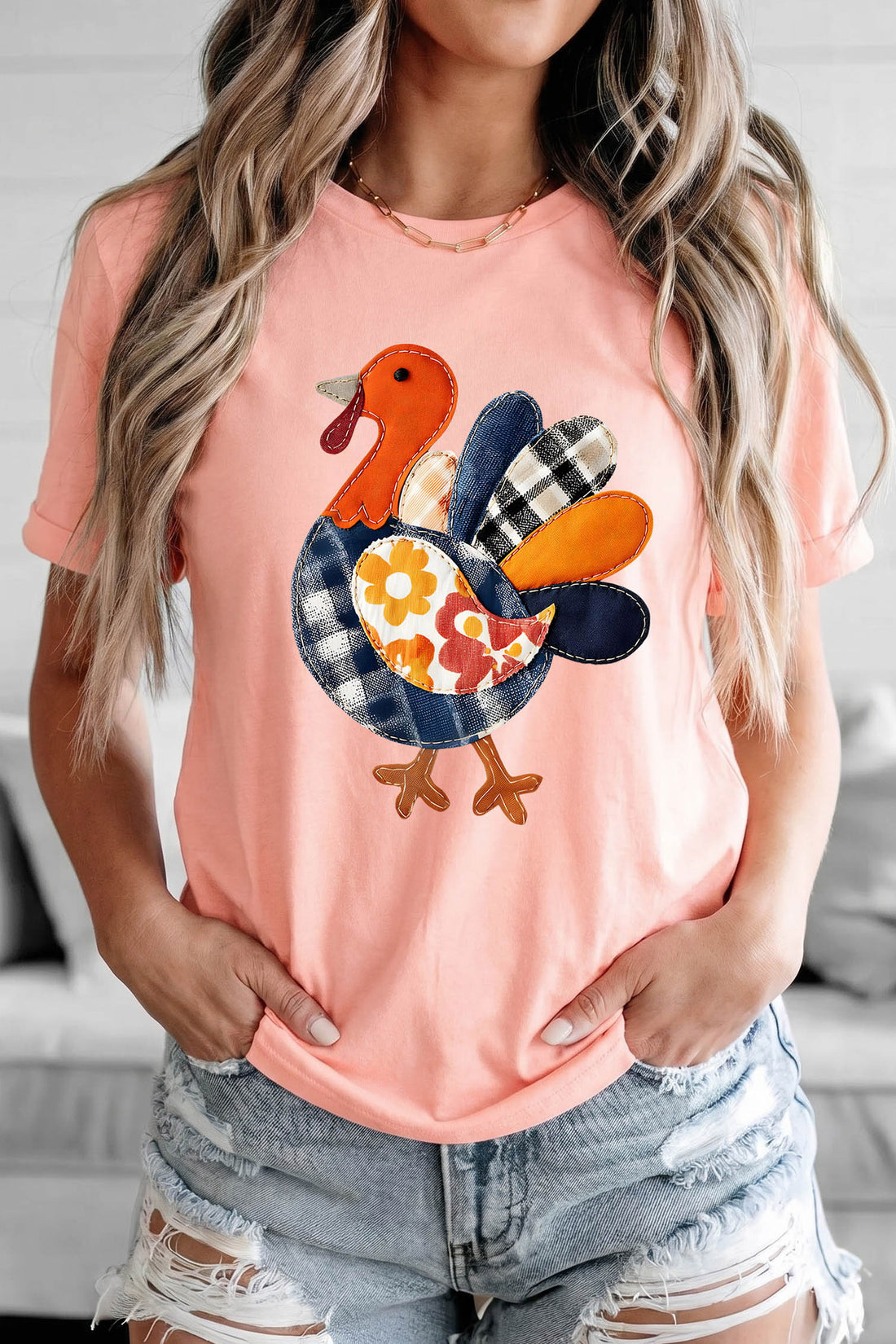 Pink Turkey Applique Short Sleeve Round Neck T-Shirt