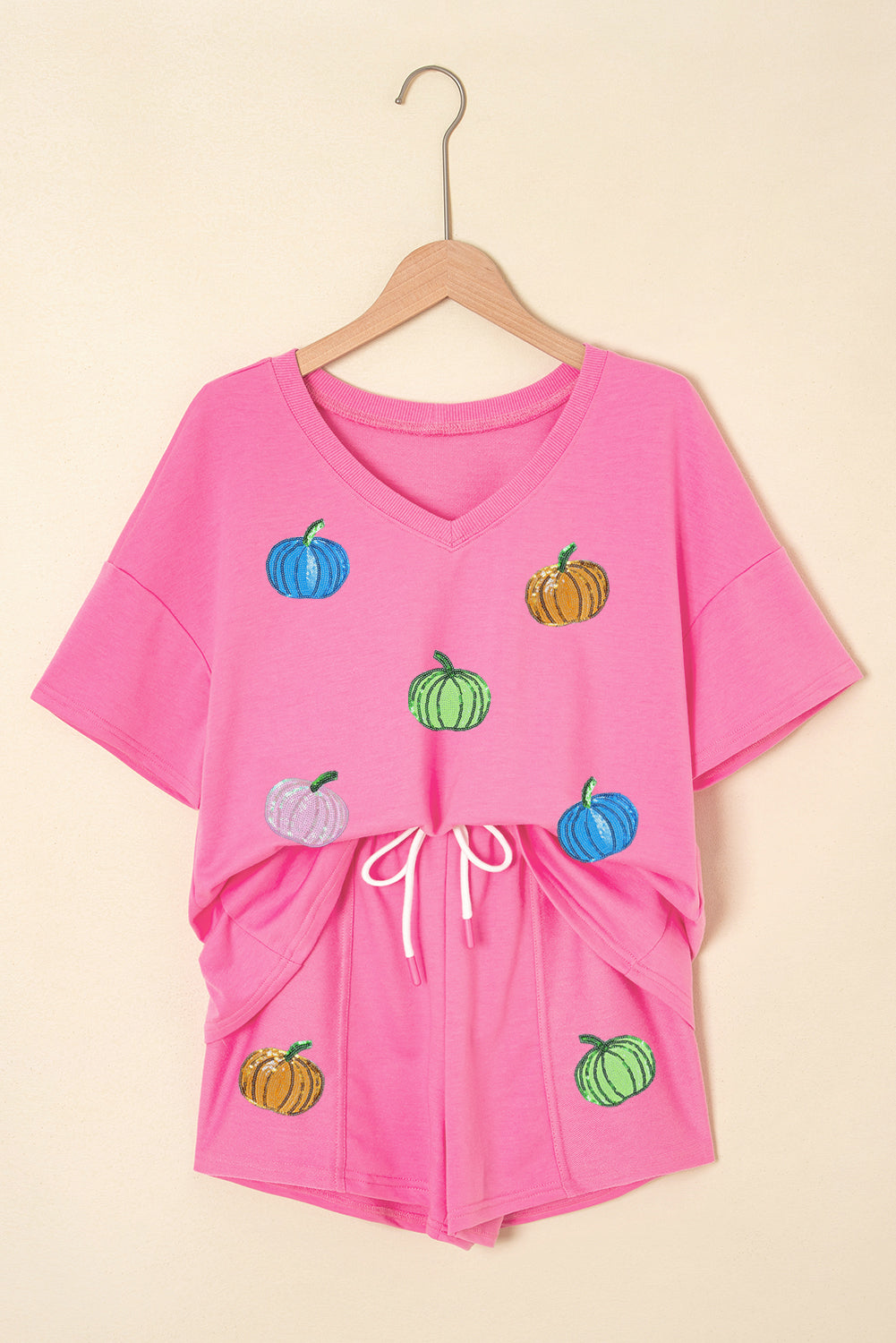 Bonbon Sequin Halloween Pumpkin Pattern V Neck Tee and Drawstring Bottoms Casual Short Set