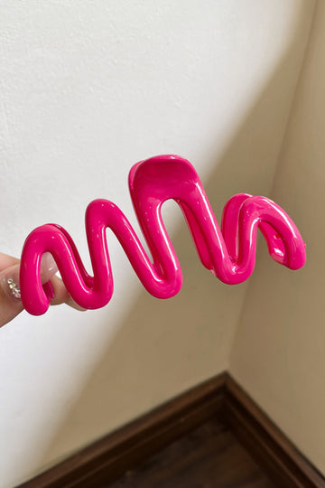 Rose Red Chunky Waves Acrylic Hair Claw Clip