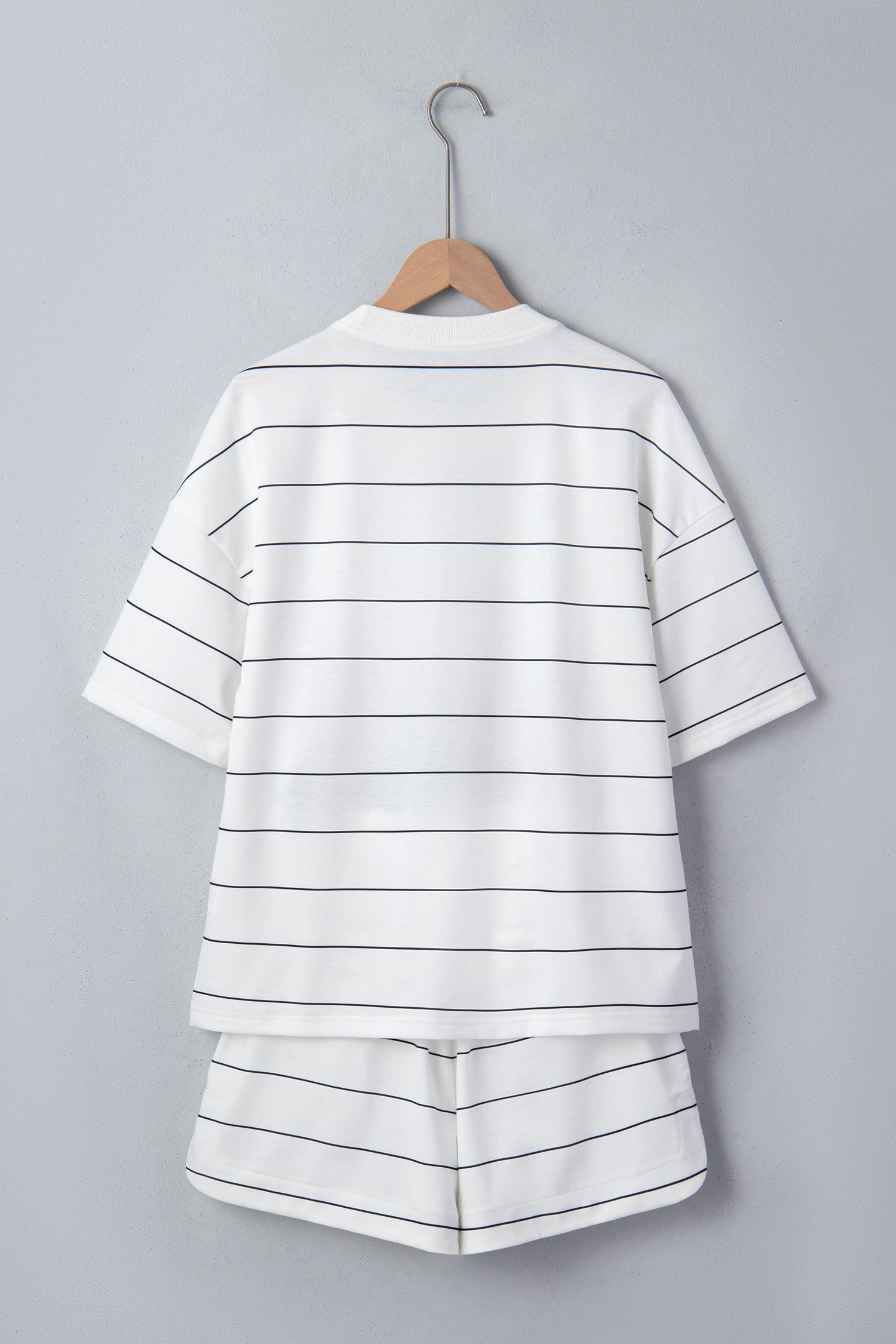 White Stripe Half Sleeve Tee Drawstring Shorts 2pcs Set