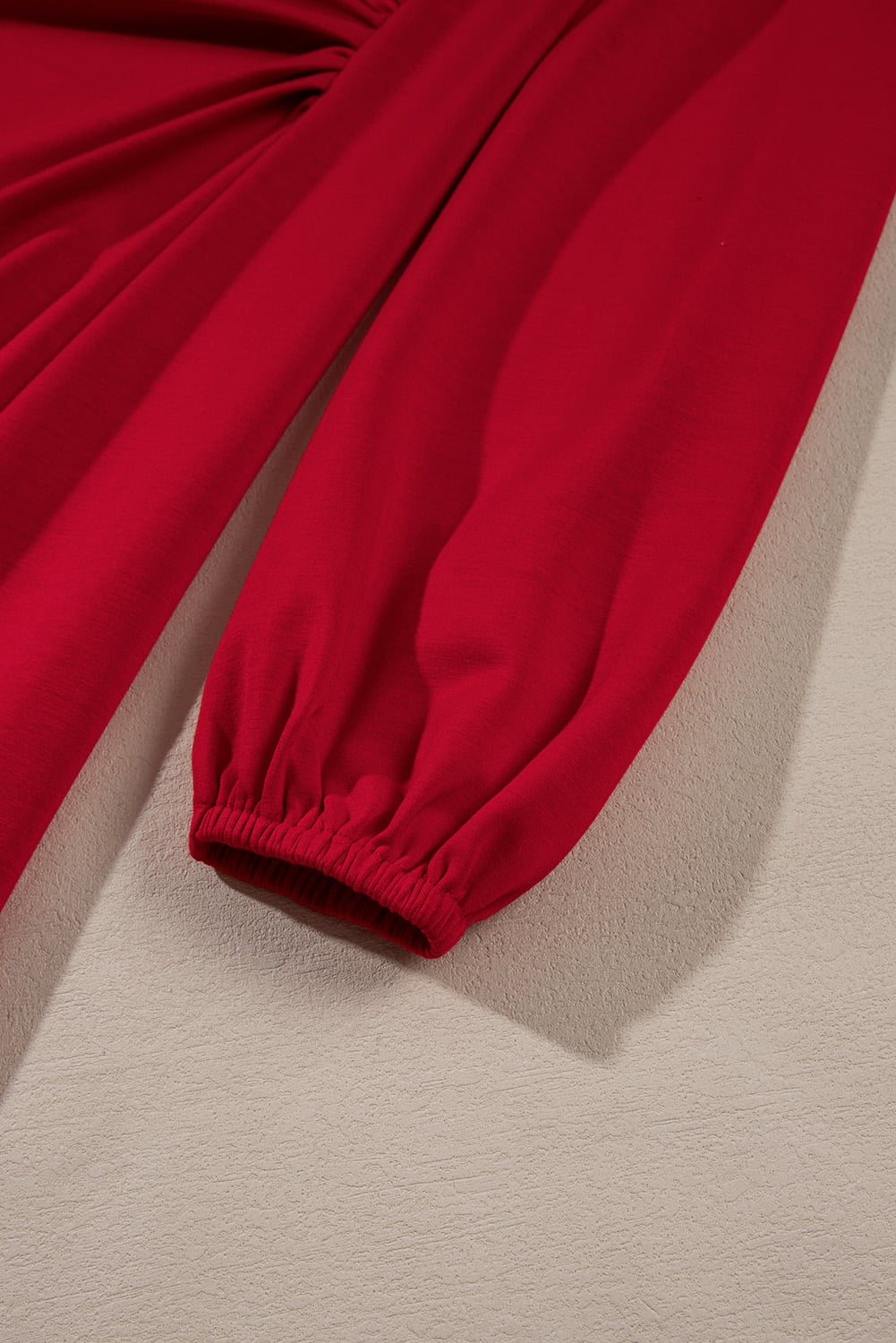 Fiery Red Solid Color Ruched Detail Long Sleeve Midi Dress