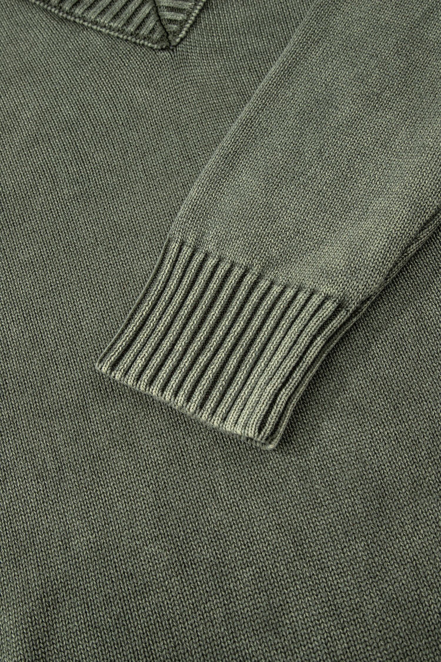 Four Leaf Clover Mineral Wash V Neck Knit Exposed Seam Drop Shoulder Loose Sweater