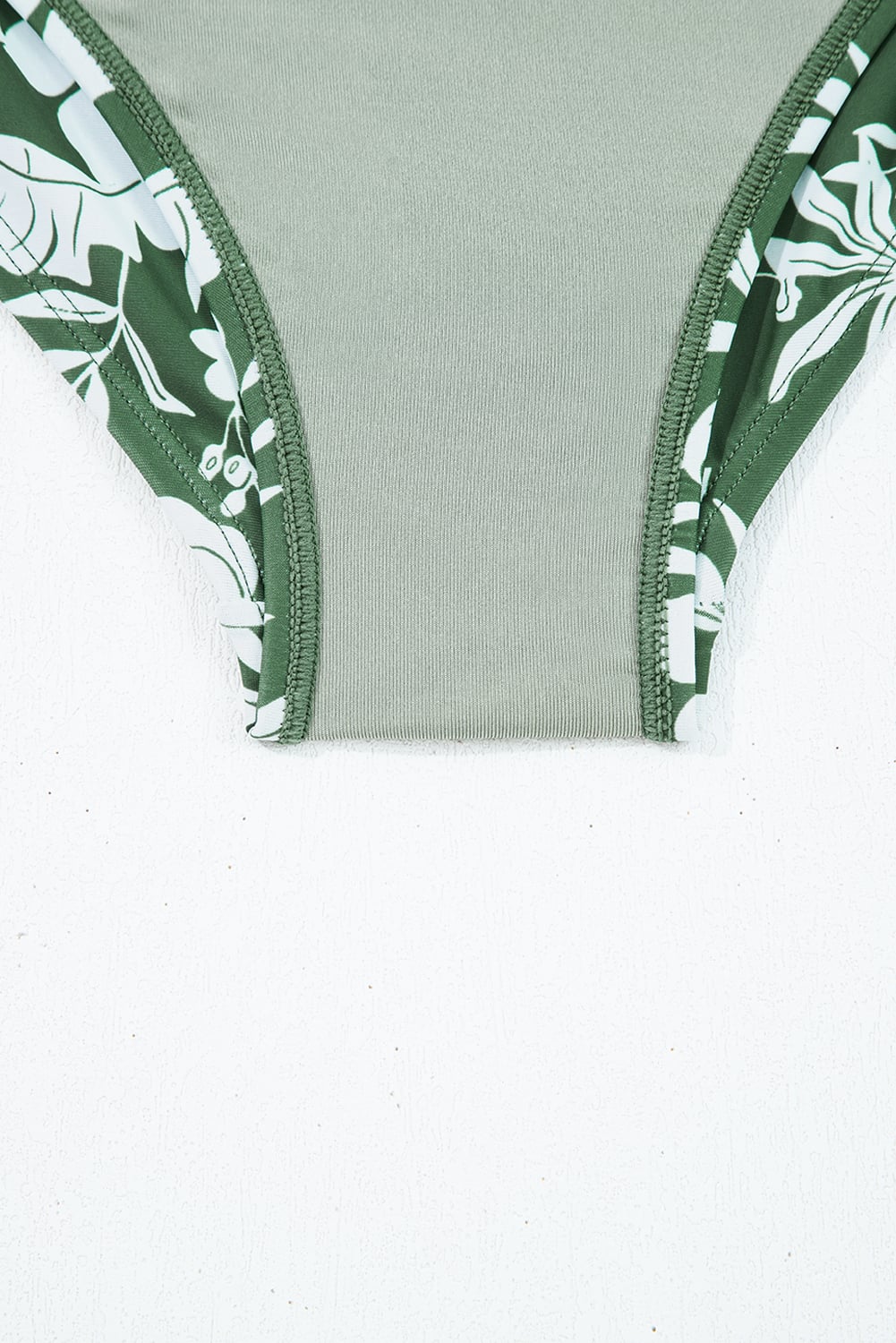 Four Leaf Clover O-ring Knot Back Straps Ricrac Trim V Neck Tankini Contrast Printed Swim Short 2pcs Set