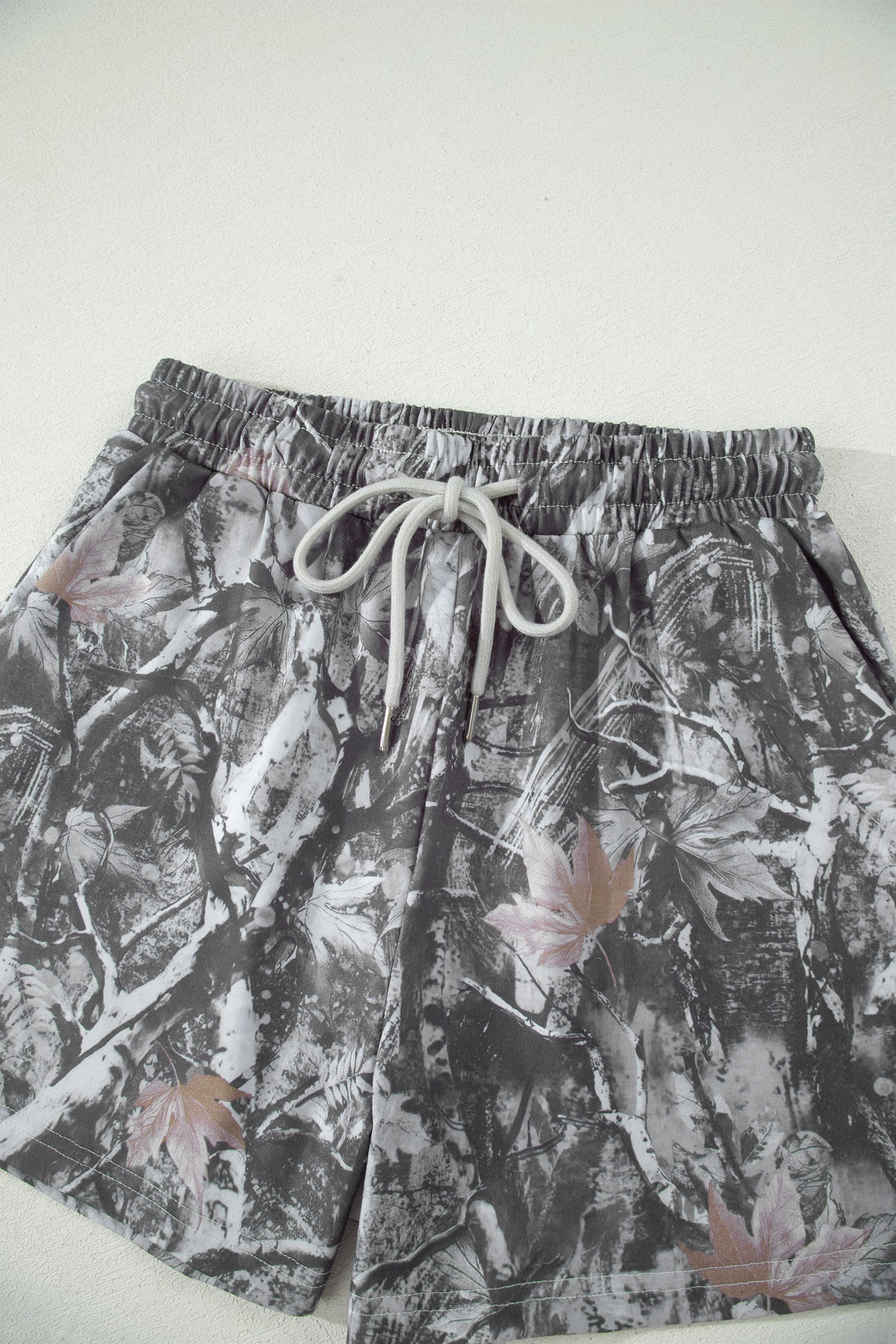 Gray Abstract Maple Leaf Printed Tie Elastic Waist Shorts