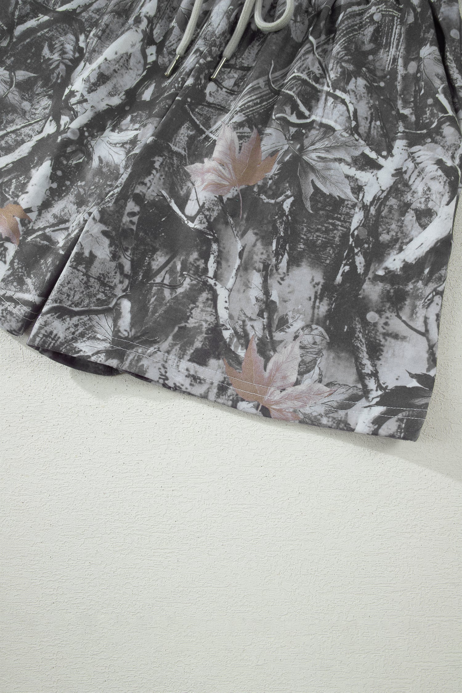 Gray Abstract Maple Leaf Printed Tie Elastic Waist Shorts
