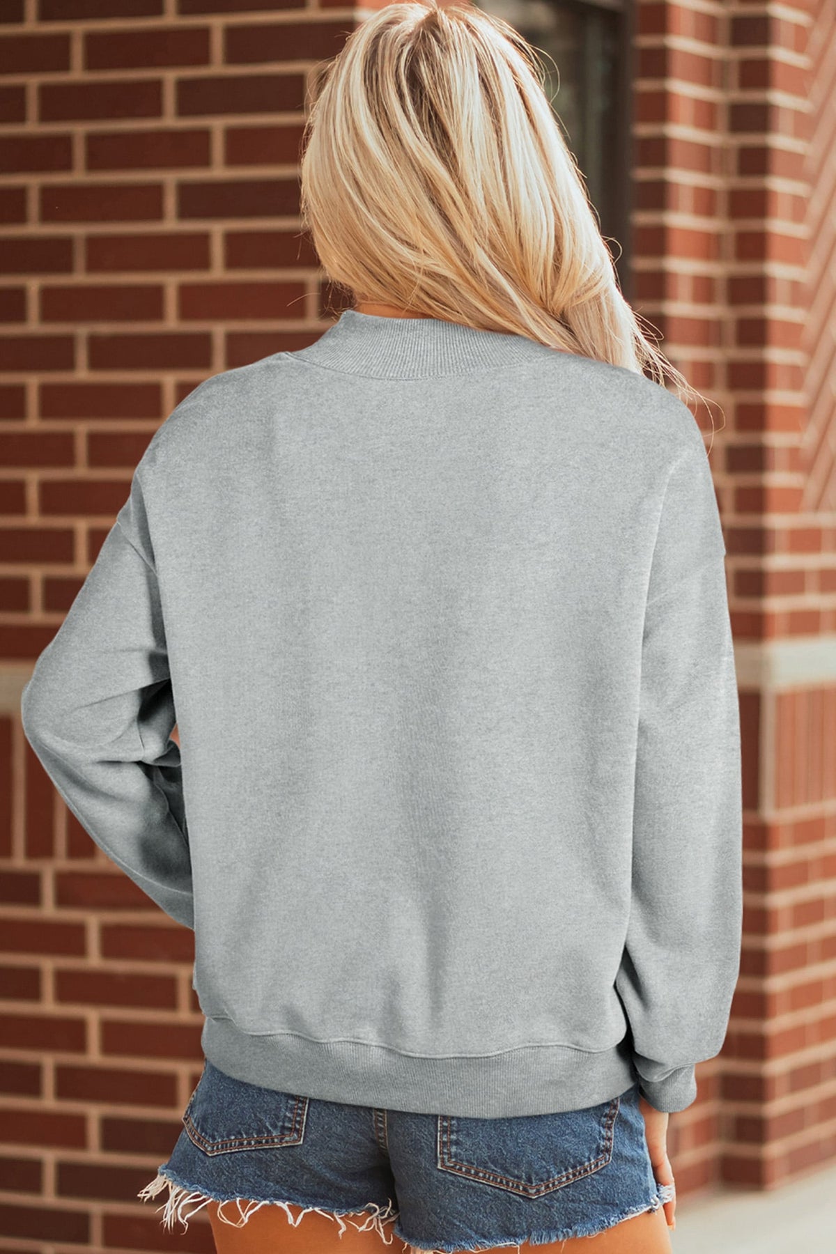Gray Lucky Mallard Graphic Mock Neck Casual Pullover Sweatshirt