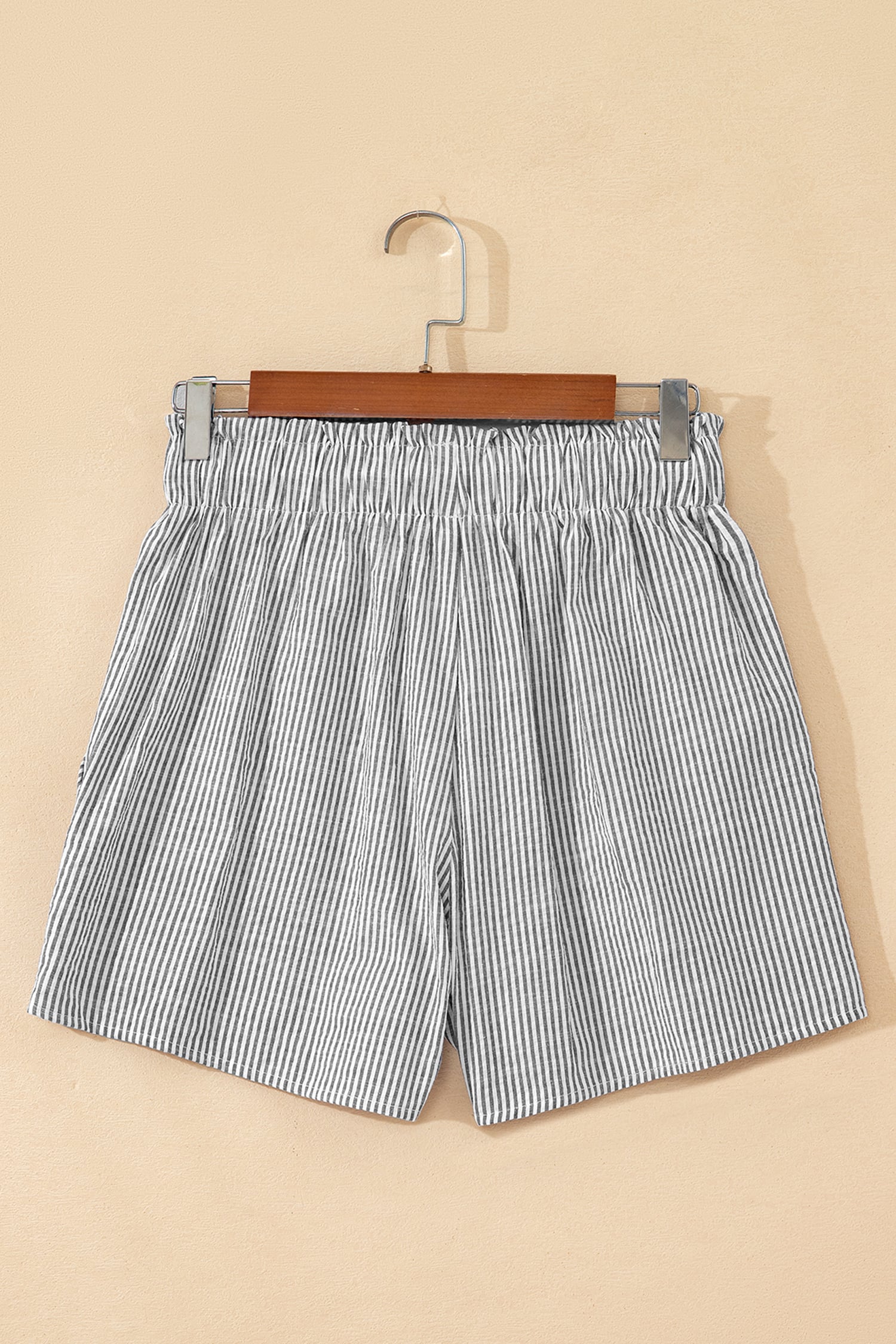 Gray Stripe Lace-up Elastic Waist Casual Pocketed Shorts