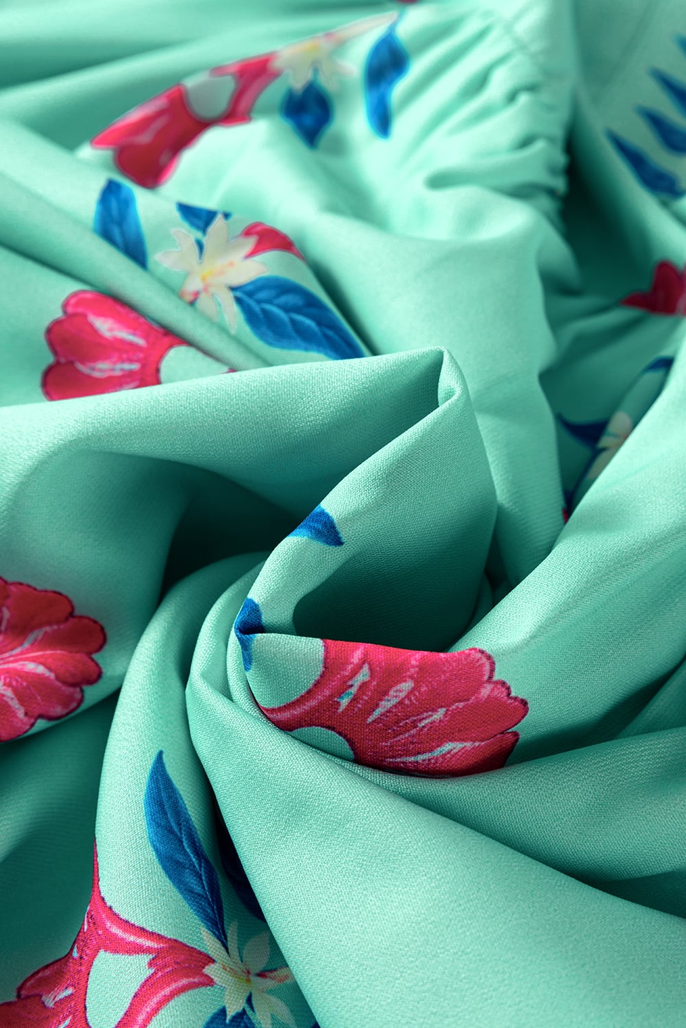 Green Floral Print Notched Neck Butterfly Sleeve Shift Long Dress