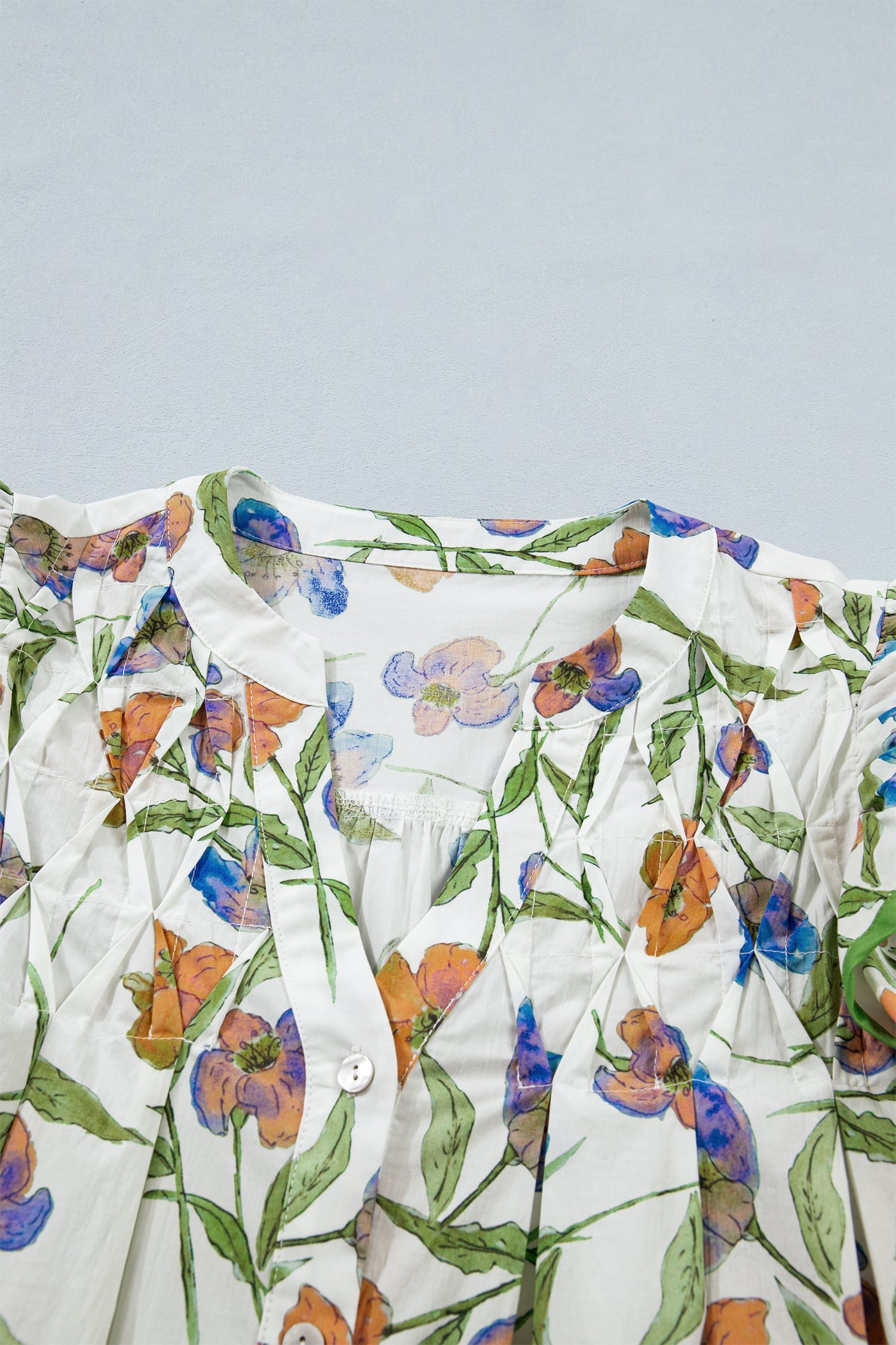 Green Floral Print Ruffle V-Neck Pressed Pleats Binding Tape Cotton Blouse
