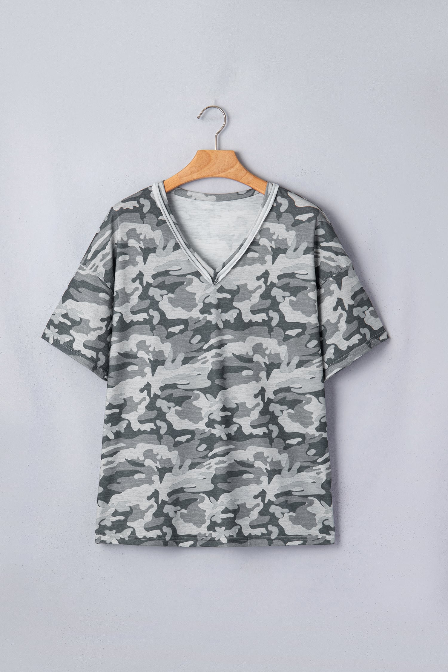 Green Retro Camouflage Print Raw Edge V Neck Tee