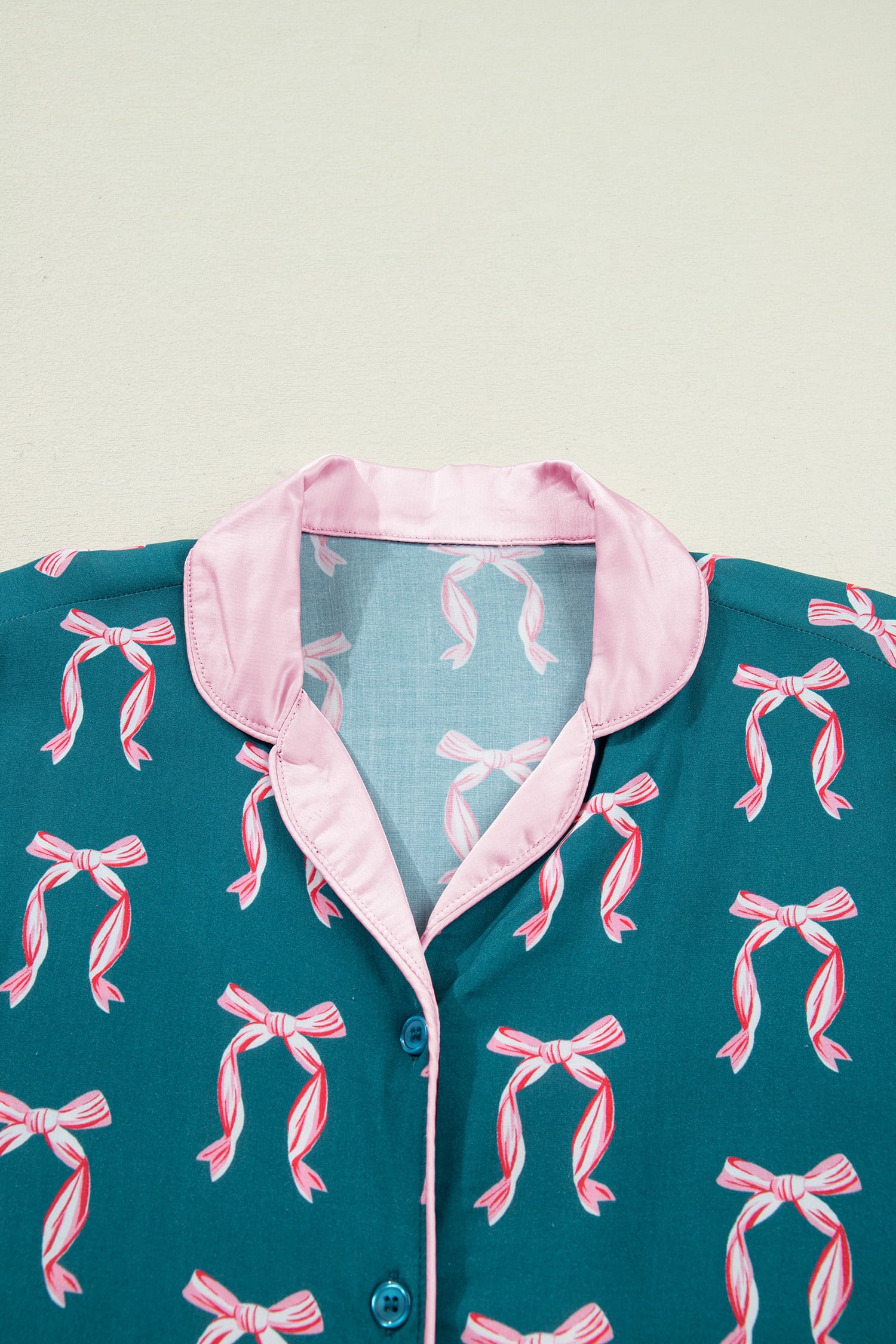 Green Ribbon Bow Print Silky Long Sleeve Shirt and Shorts 2pcs Pajama Set