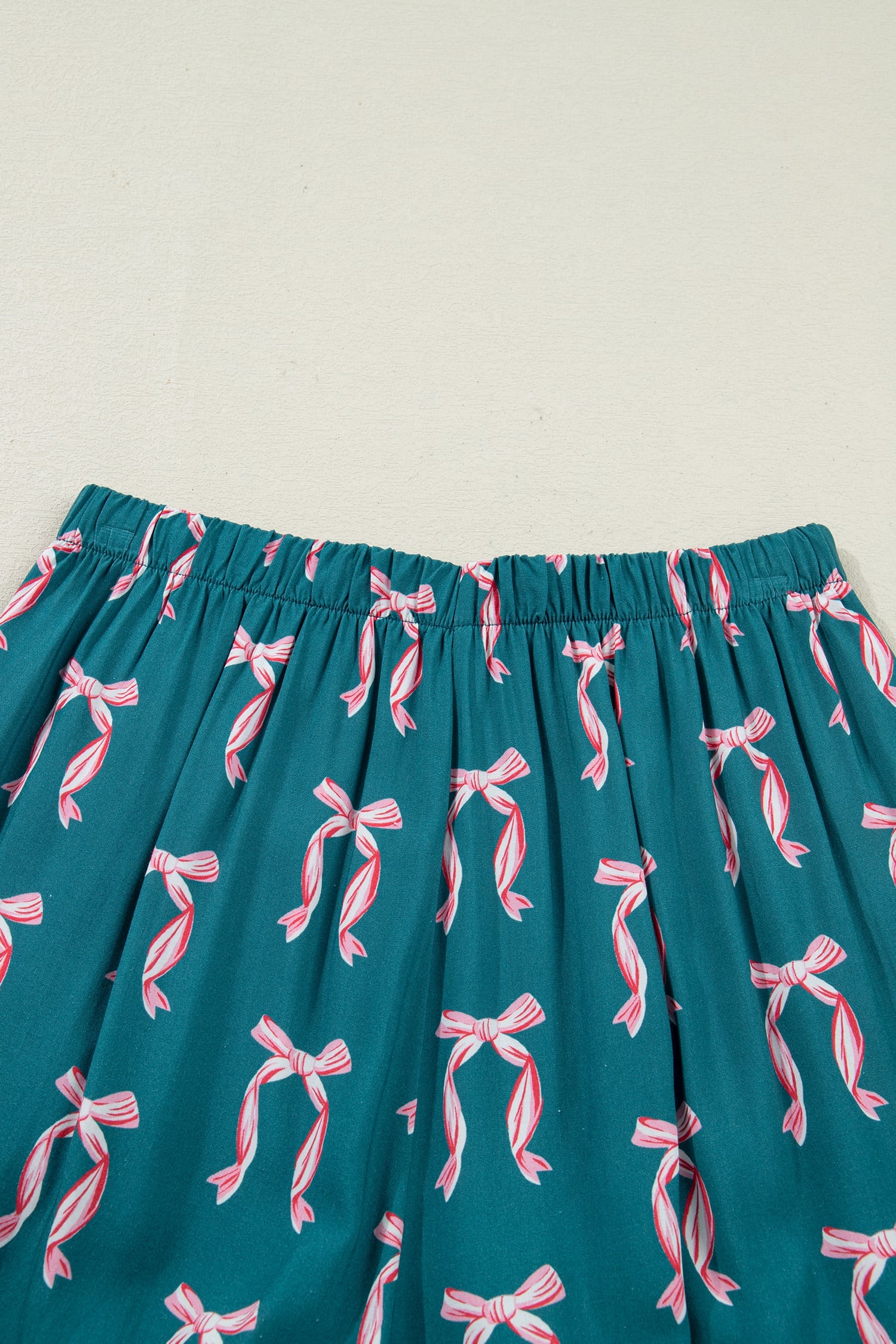 Green Ribbon Bow Print Silky Long Sleeve Shirt and Shorts 2pcs Pajama Set