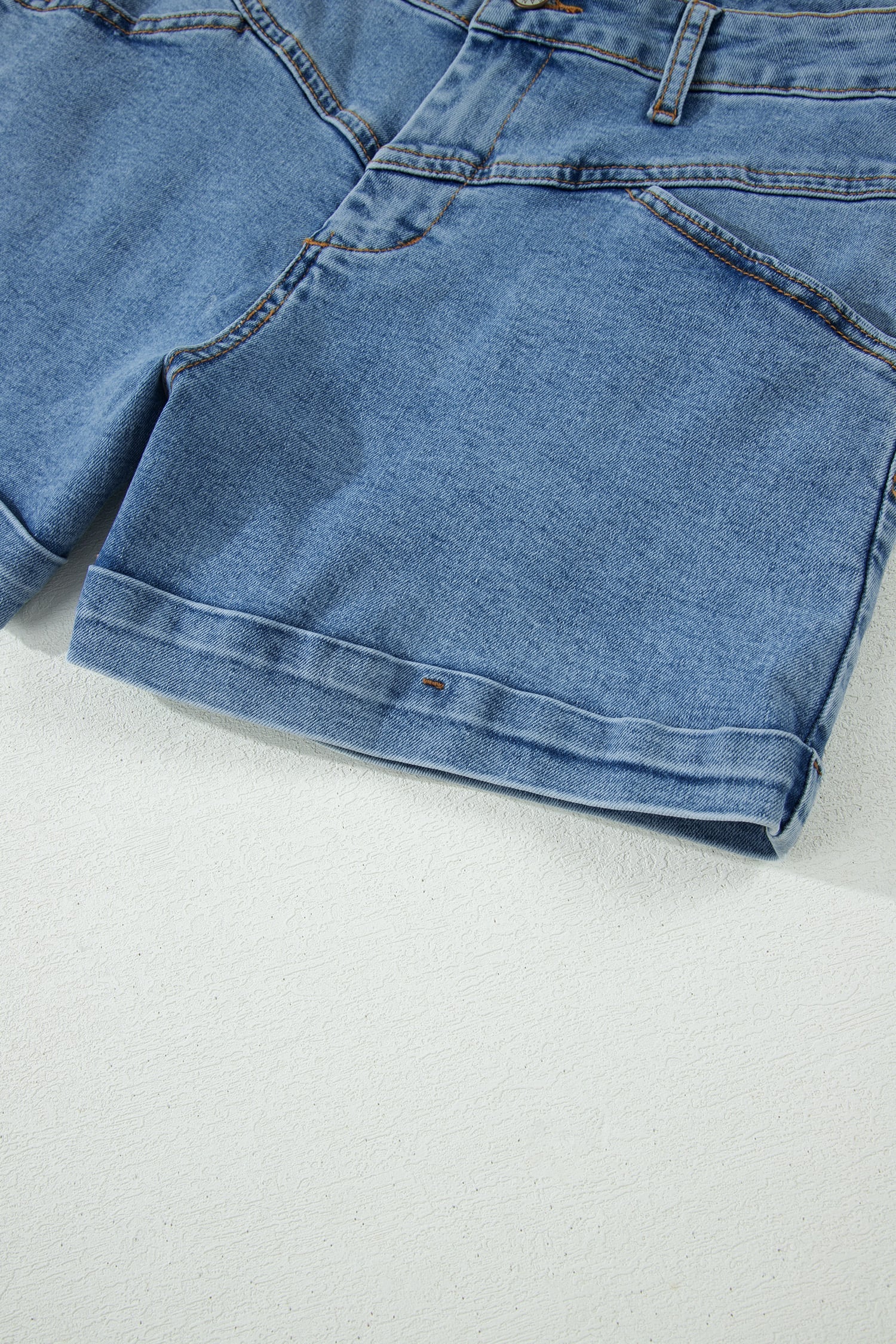 Ivy Seam Detail Pocketed Cuffed Hem Denim Shorts